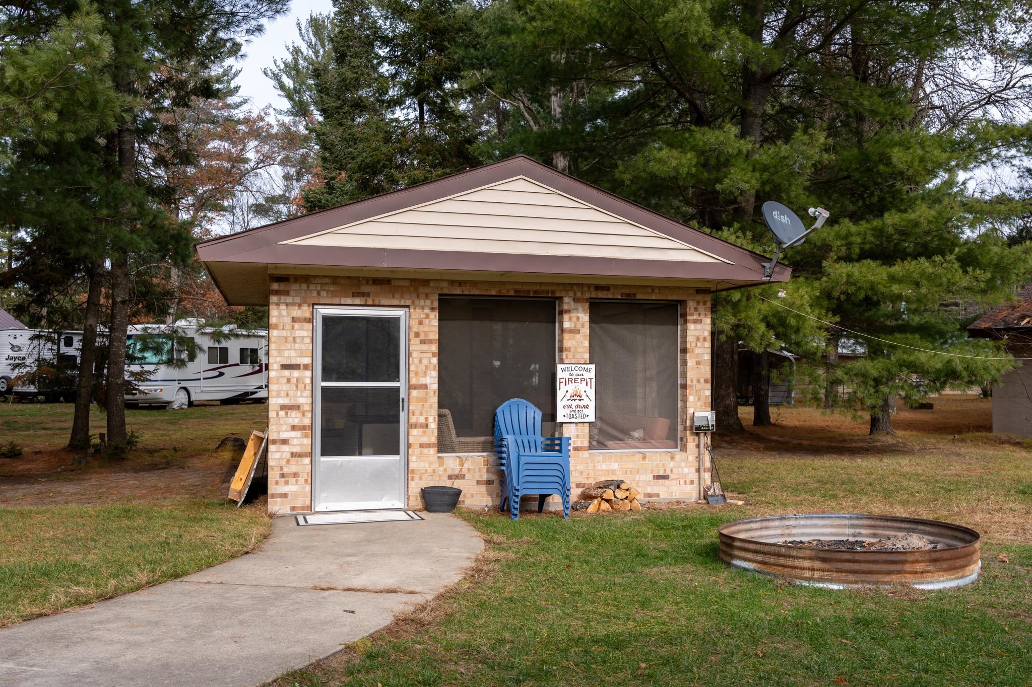 main property photo 50