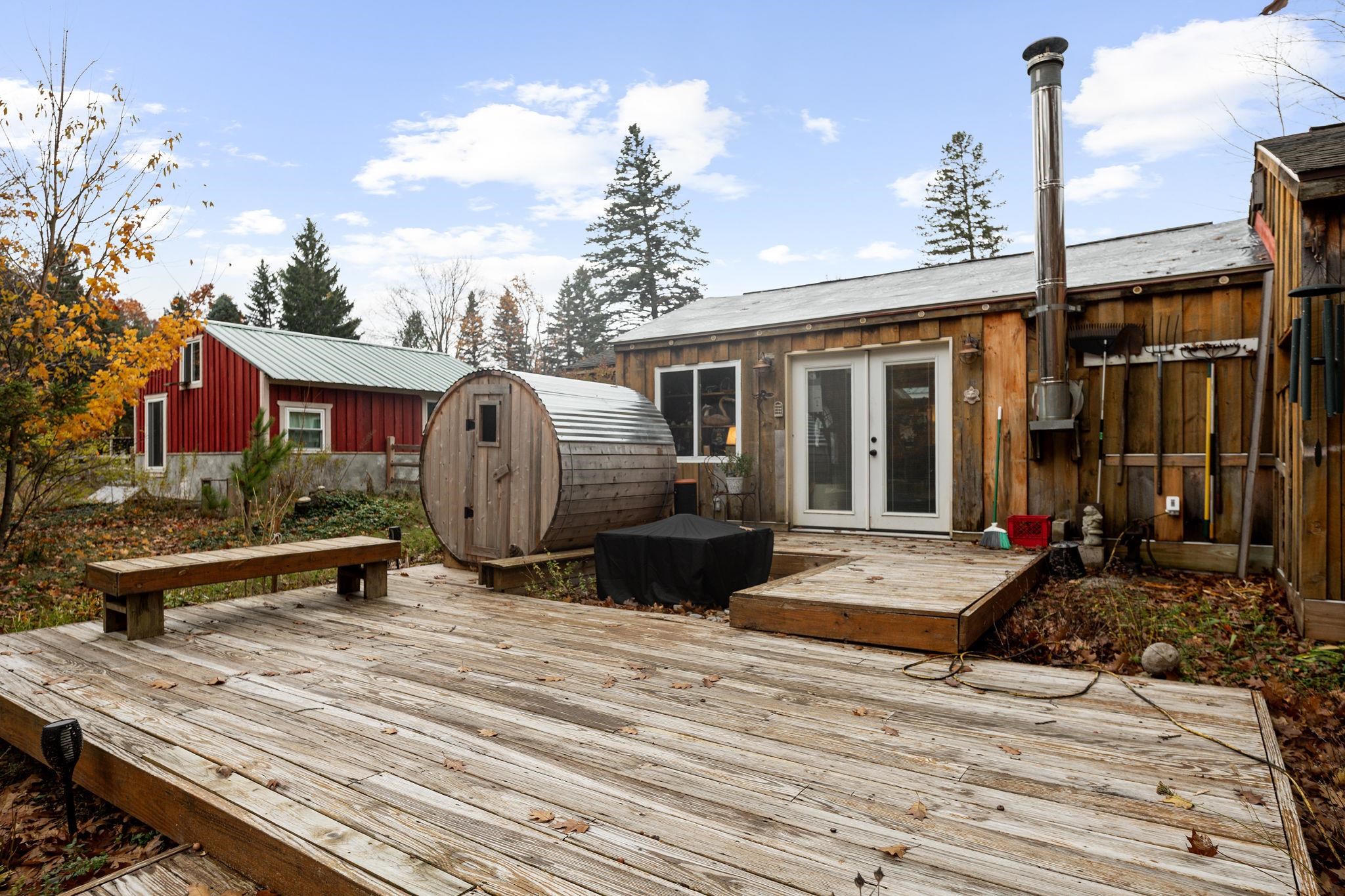 main property photo 74