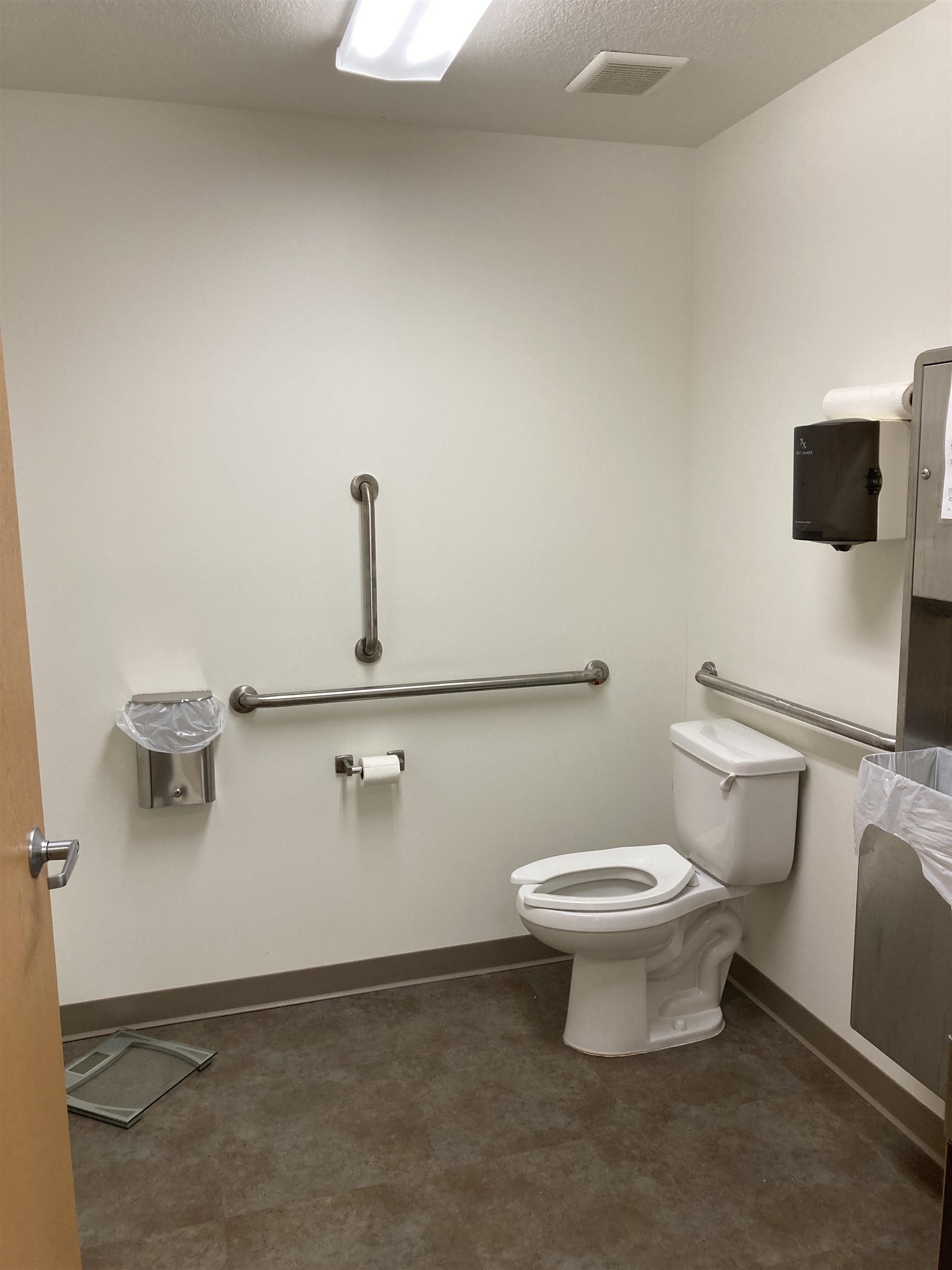 main property photo 10