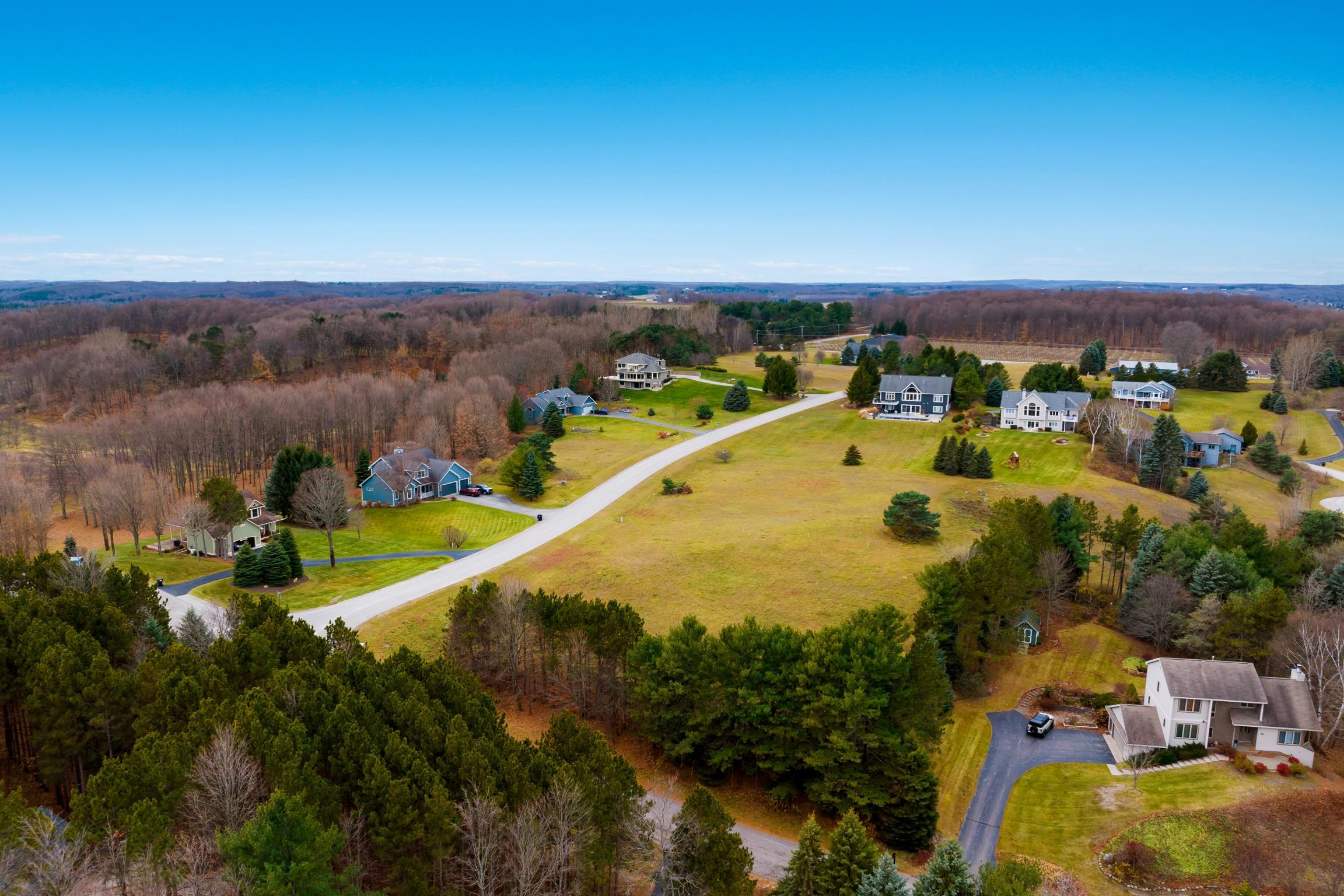 main property photo 3