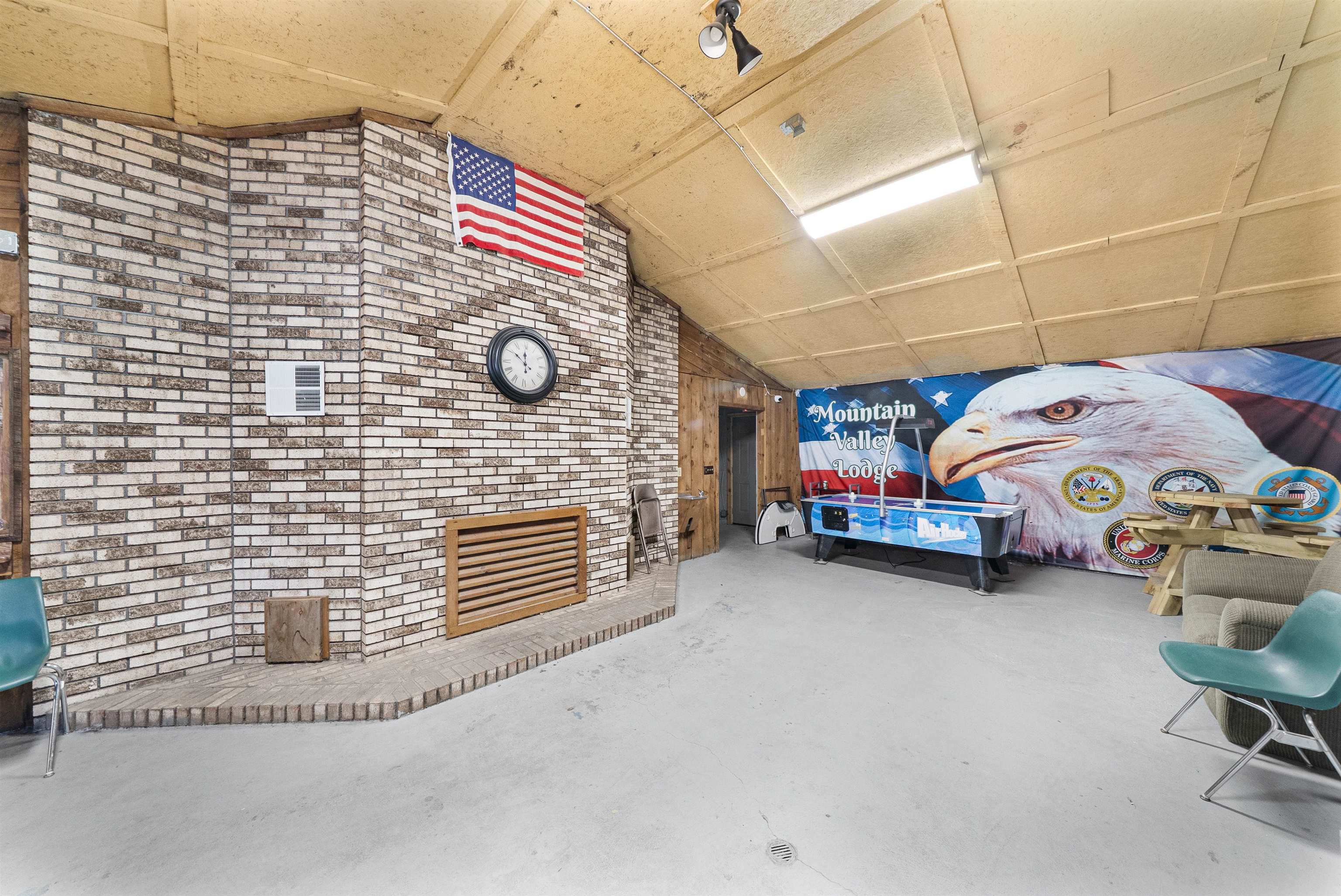 main property photo 15