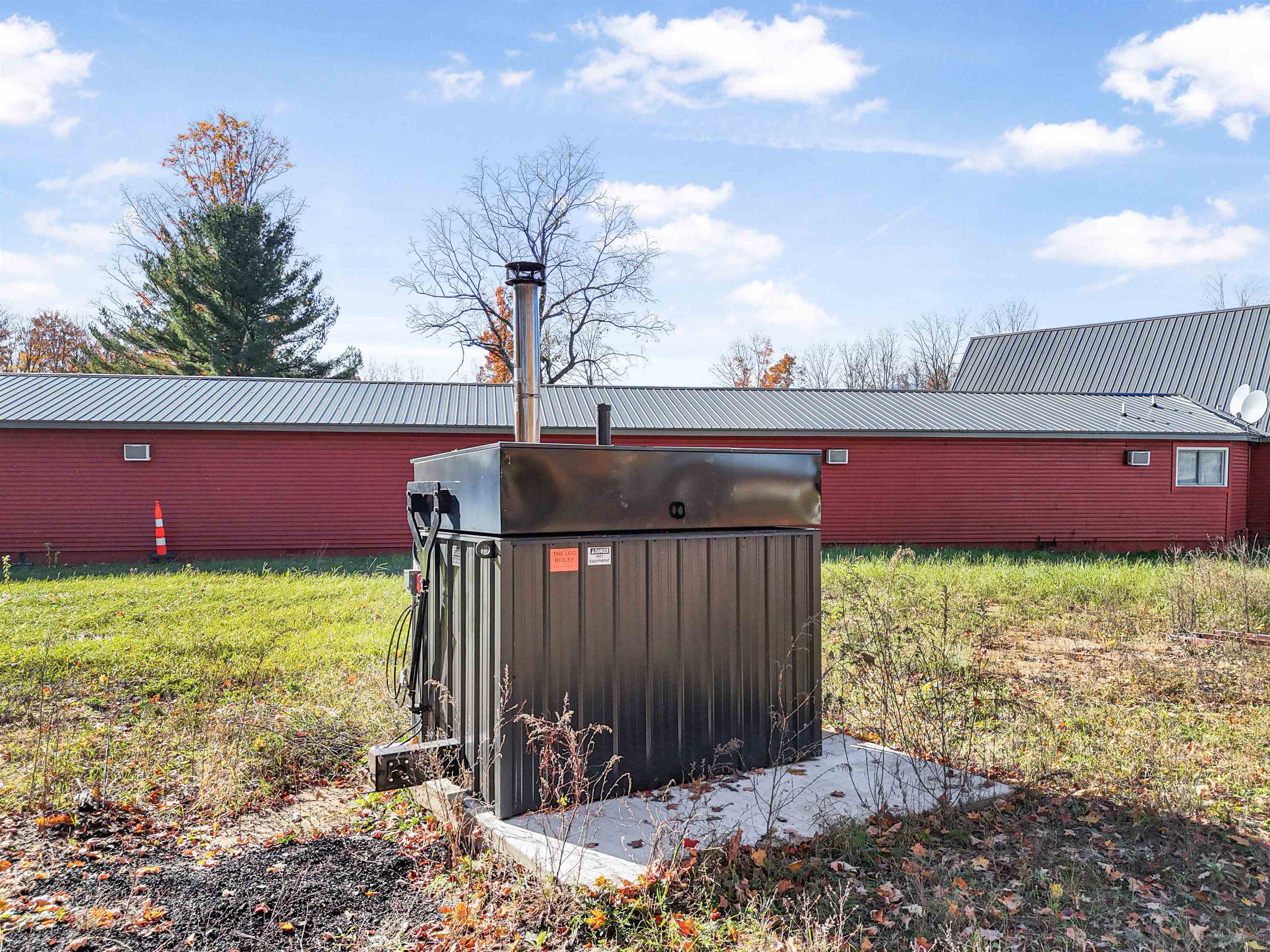 main property photo 46