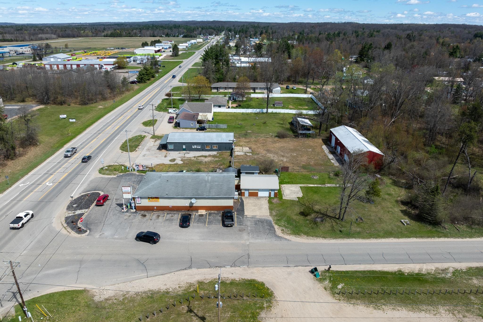 main property photo 45