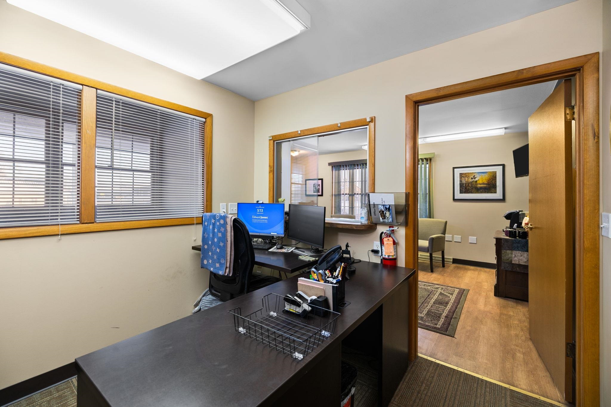 main property photo 6