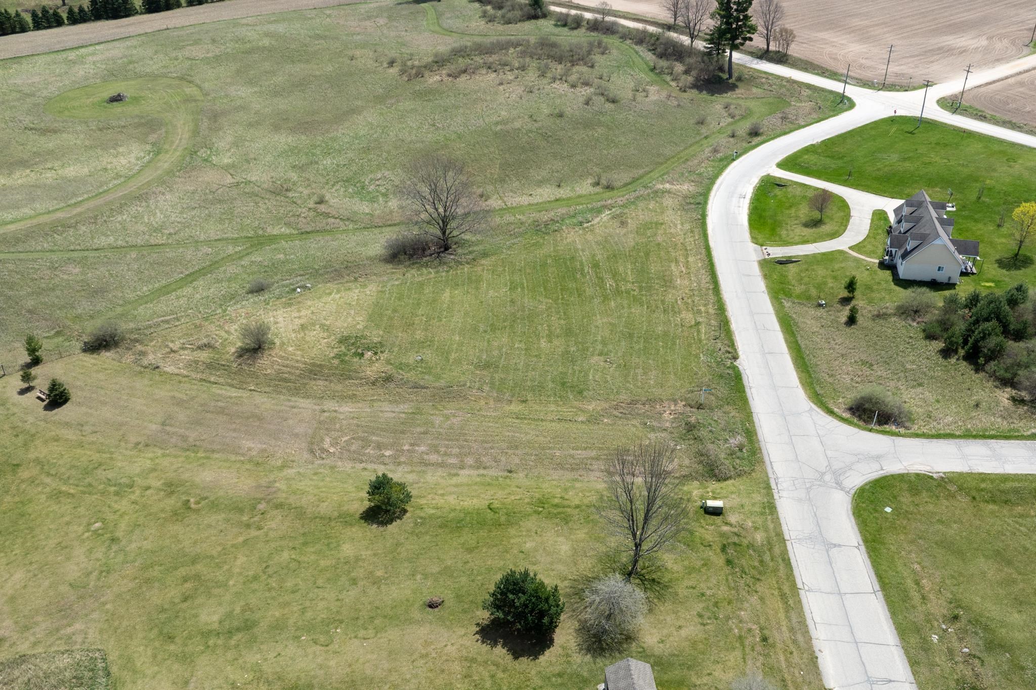 main property photo 14