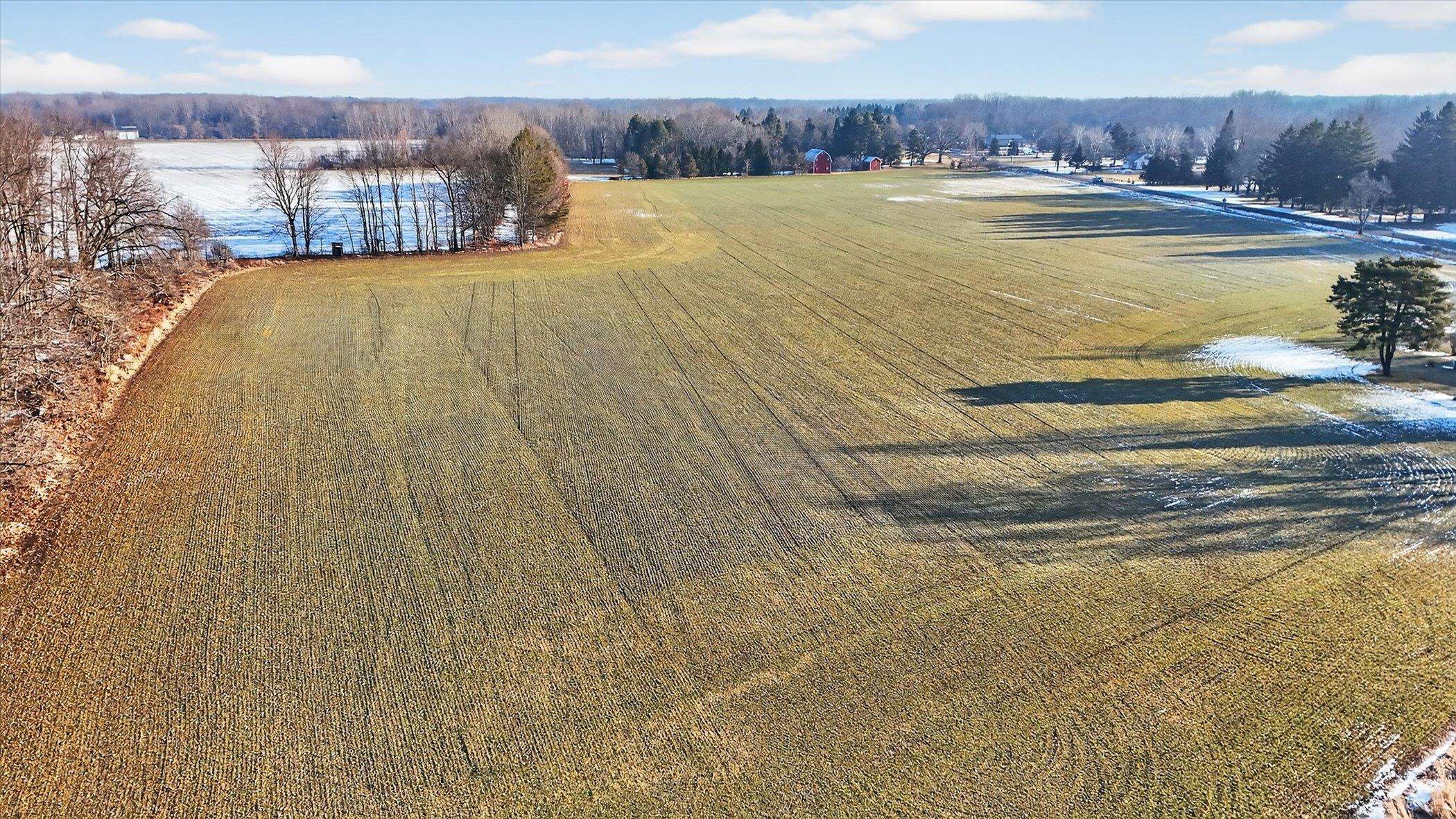 main property photo 10