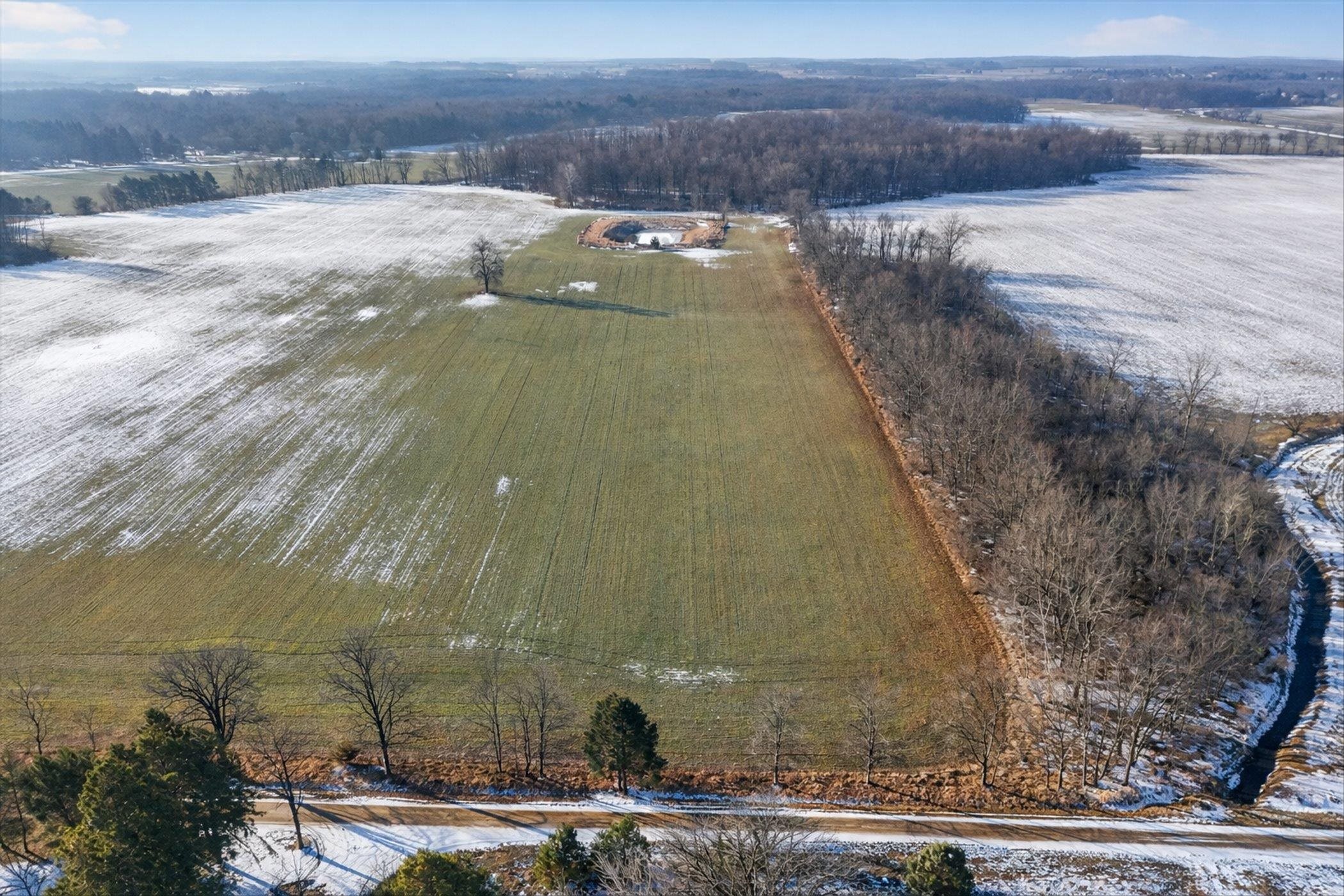 main property photo 0