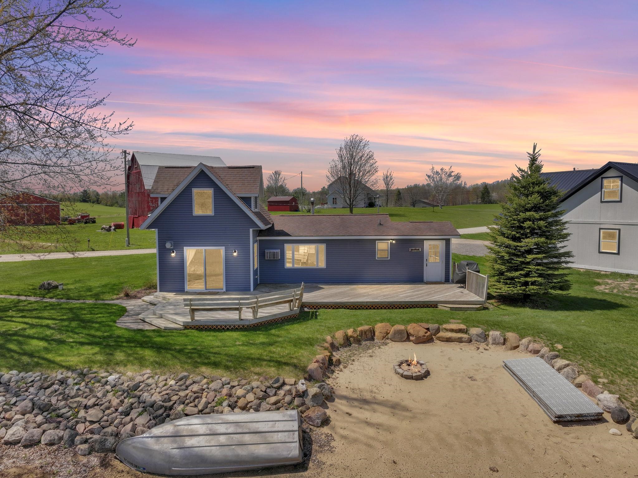main property photo 36