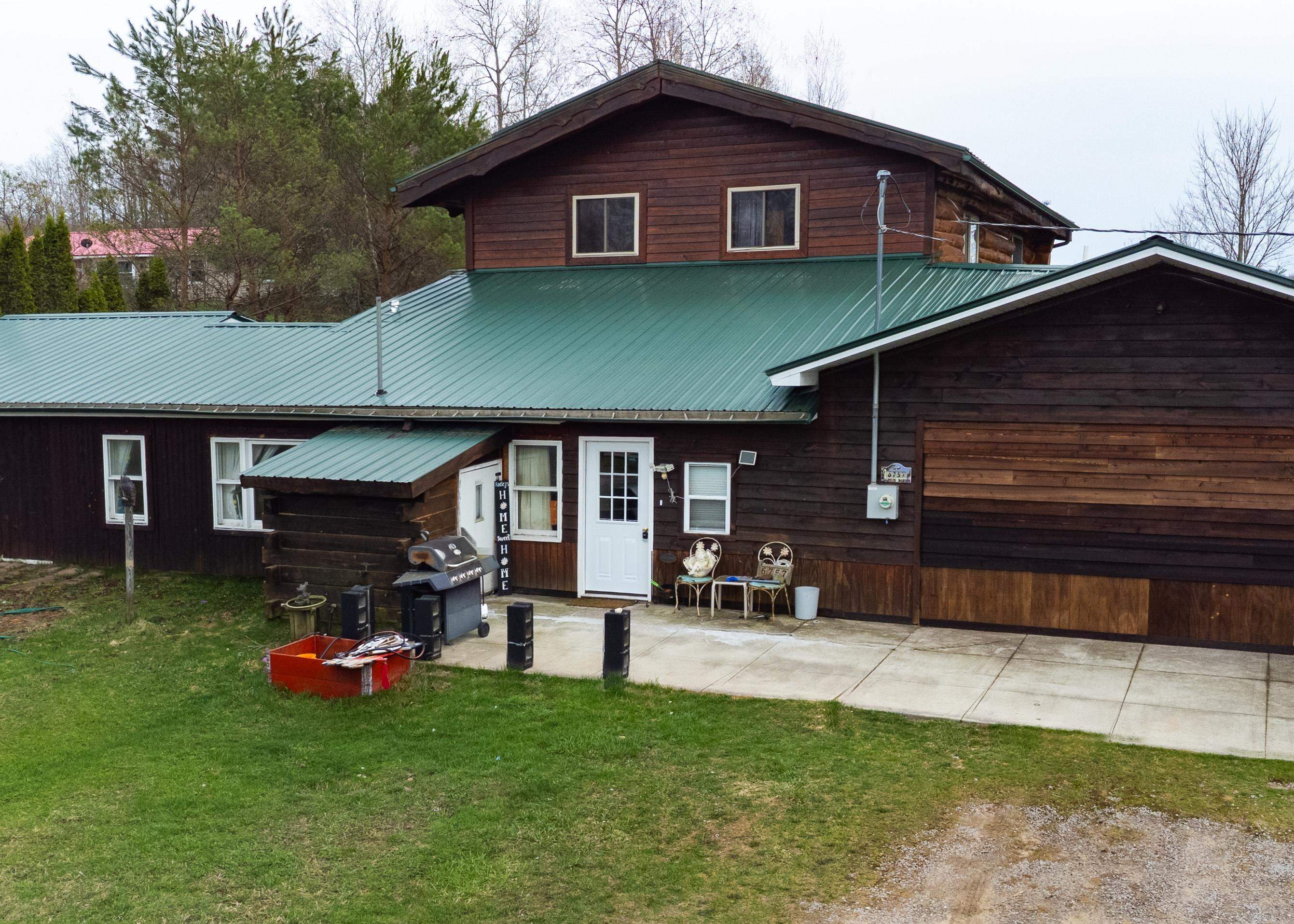 main property photo 43