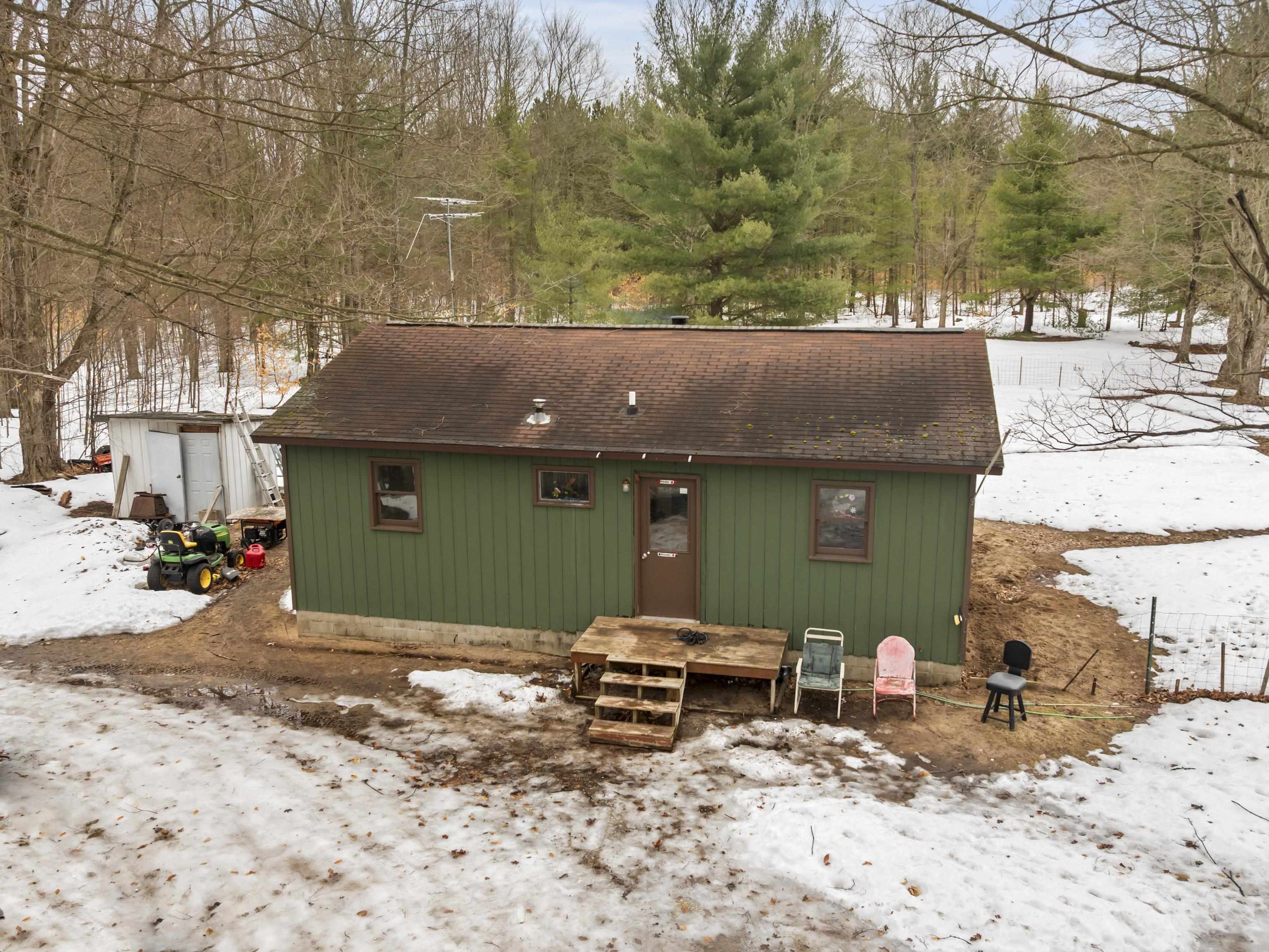 main property photo 39