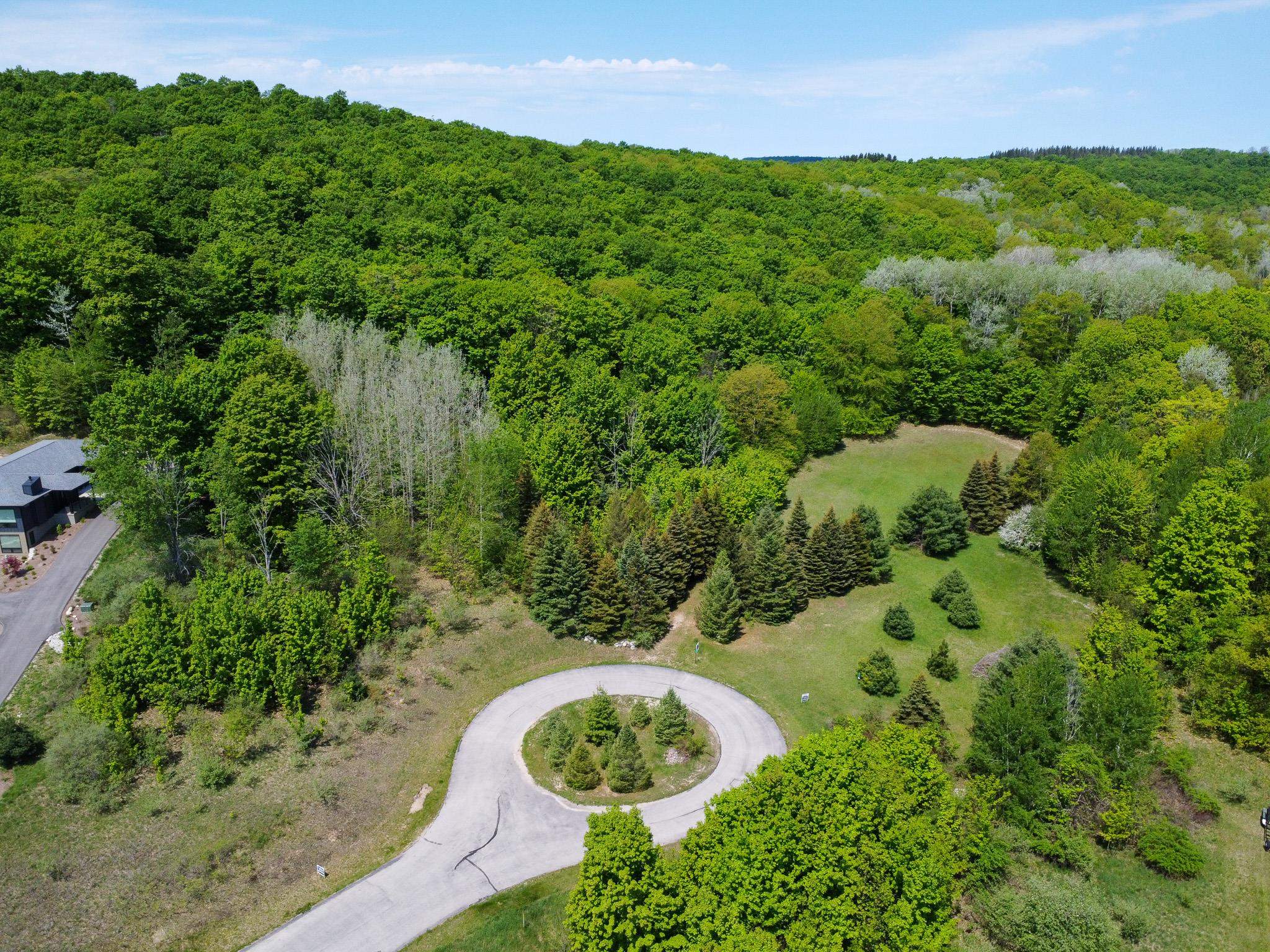 main property photo 15