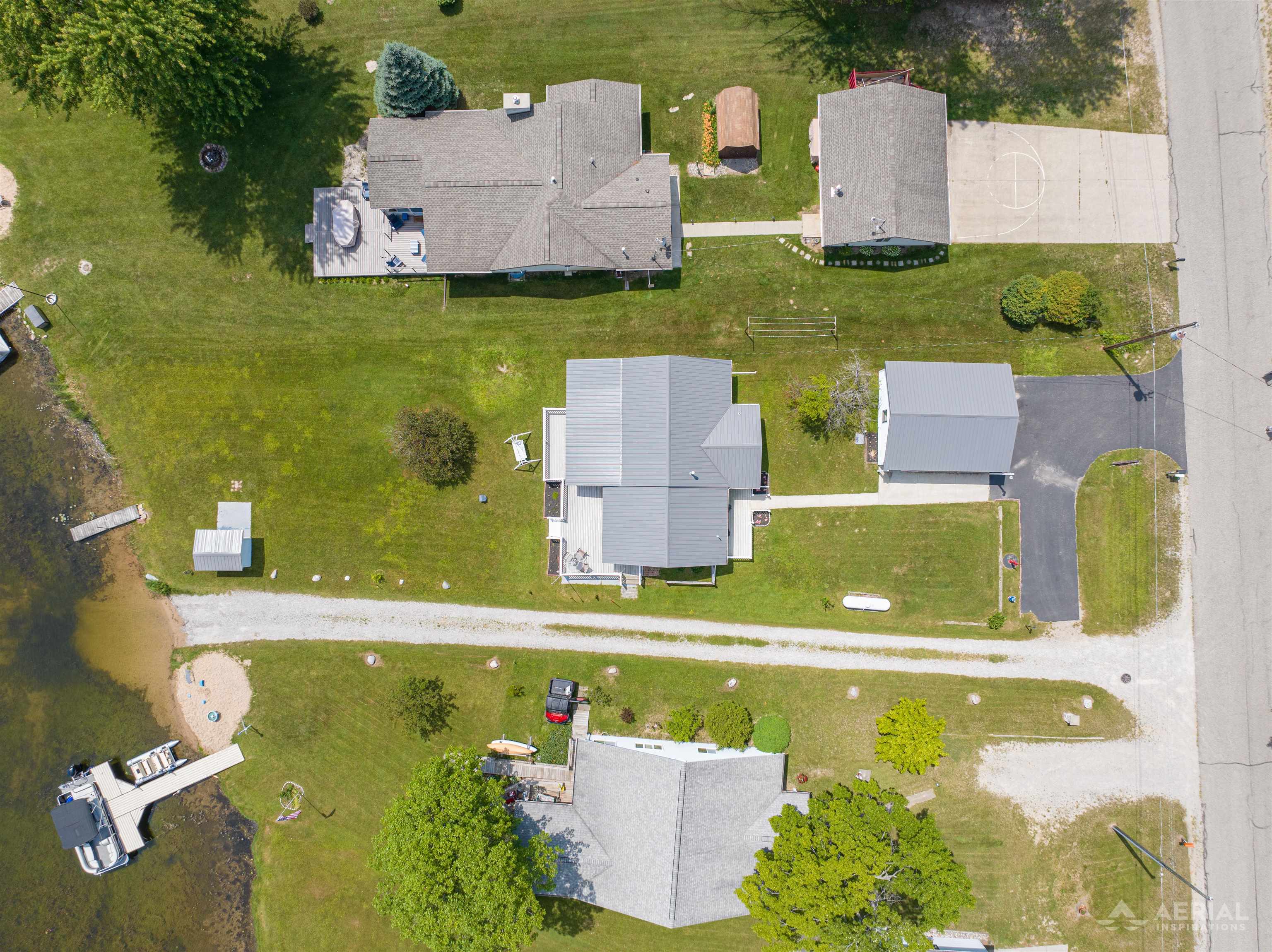 main property photo 27
