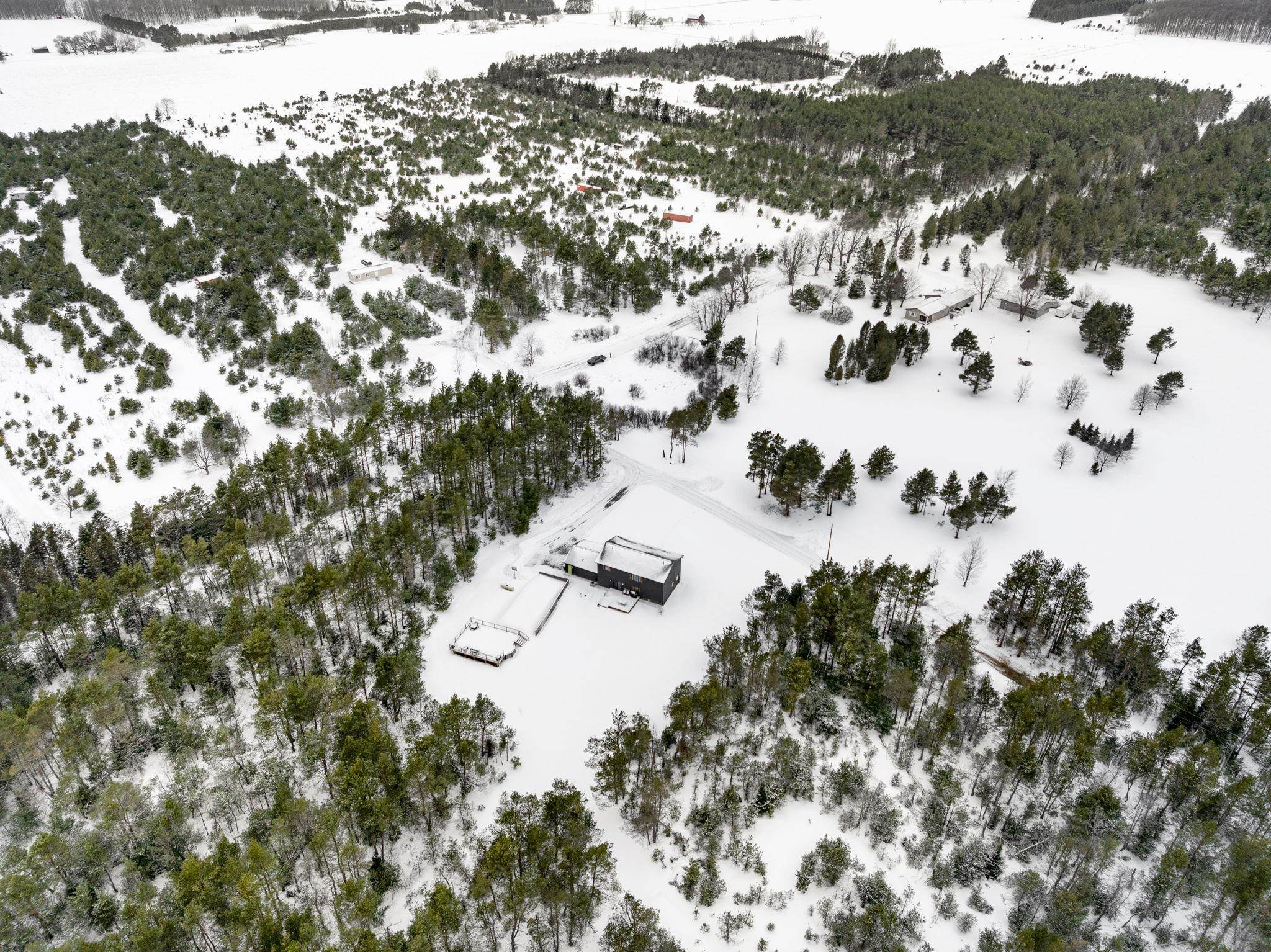 main property photo 59