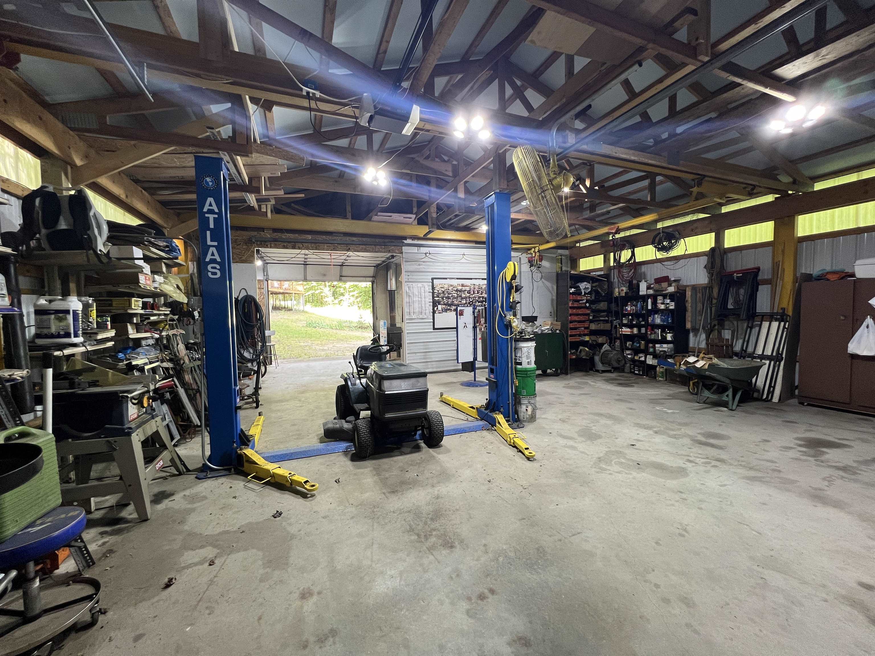 main property photo 37