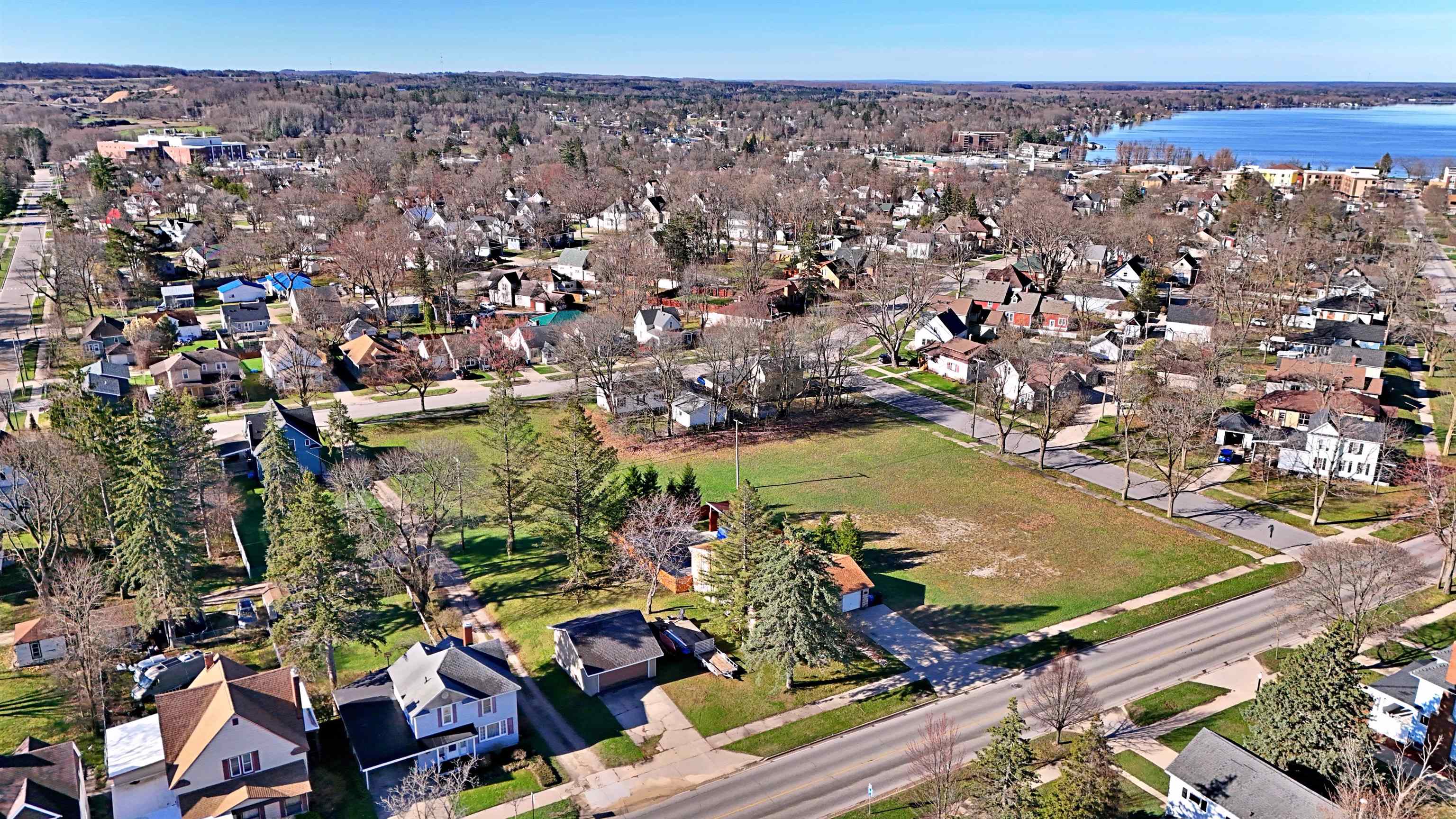 main property photo 8