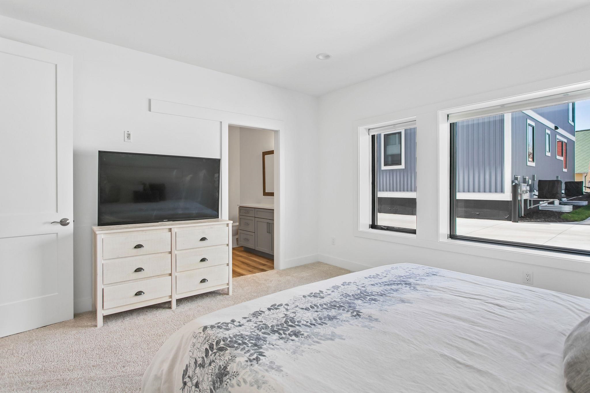 main property photo 63