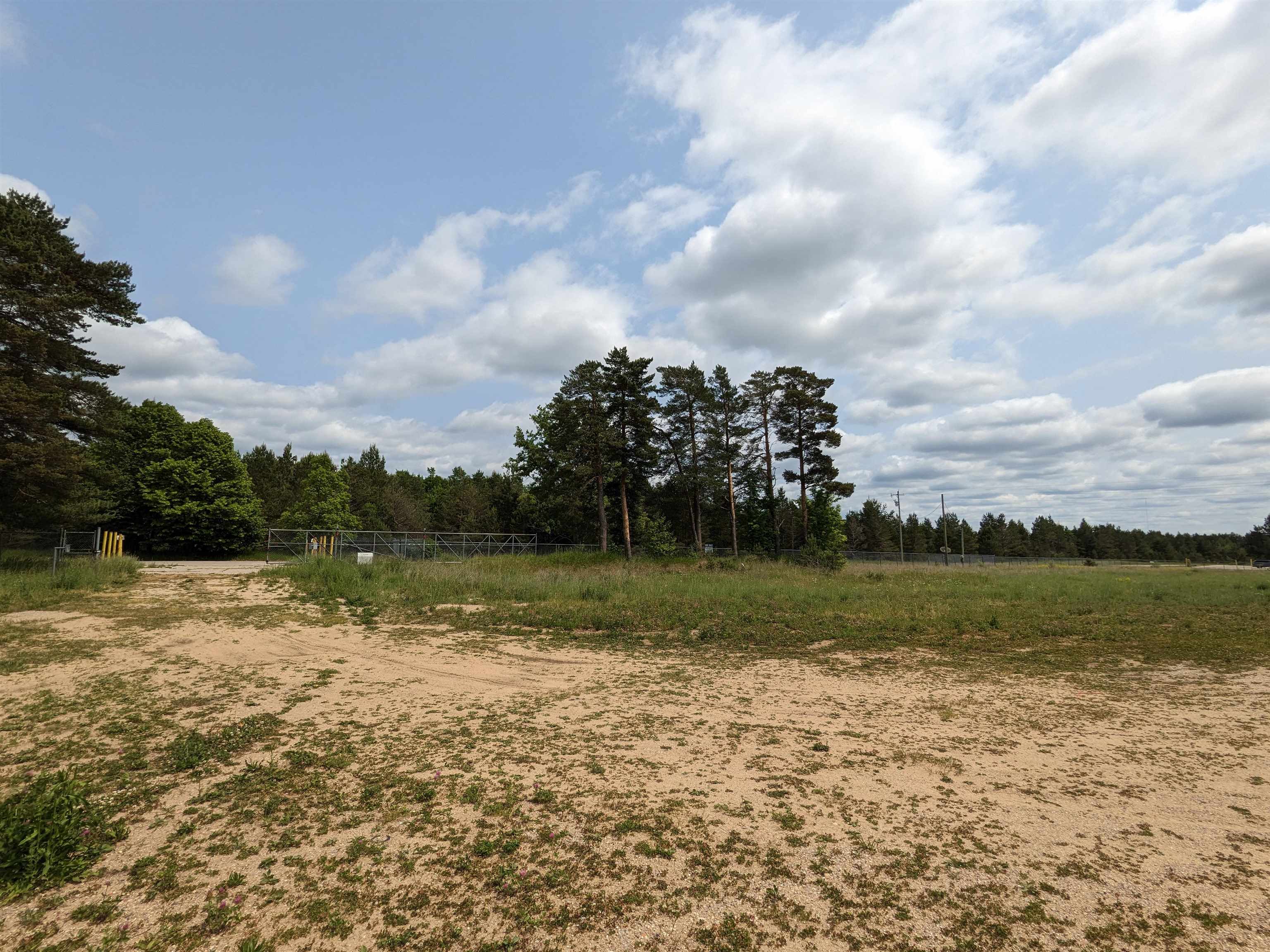 main property photo 20