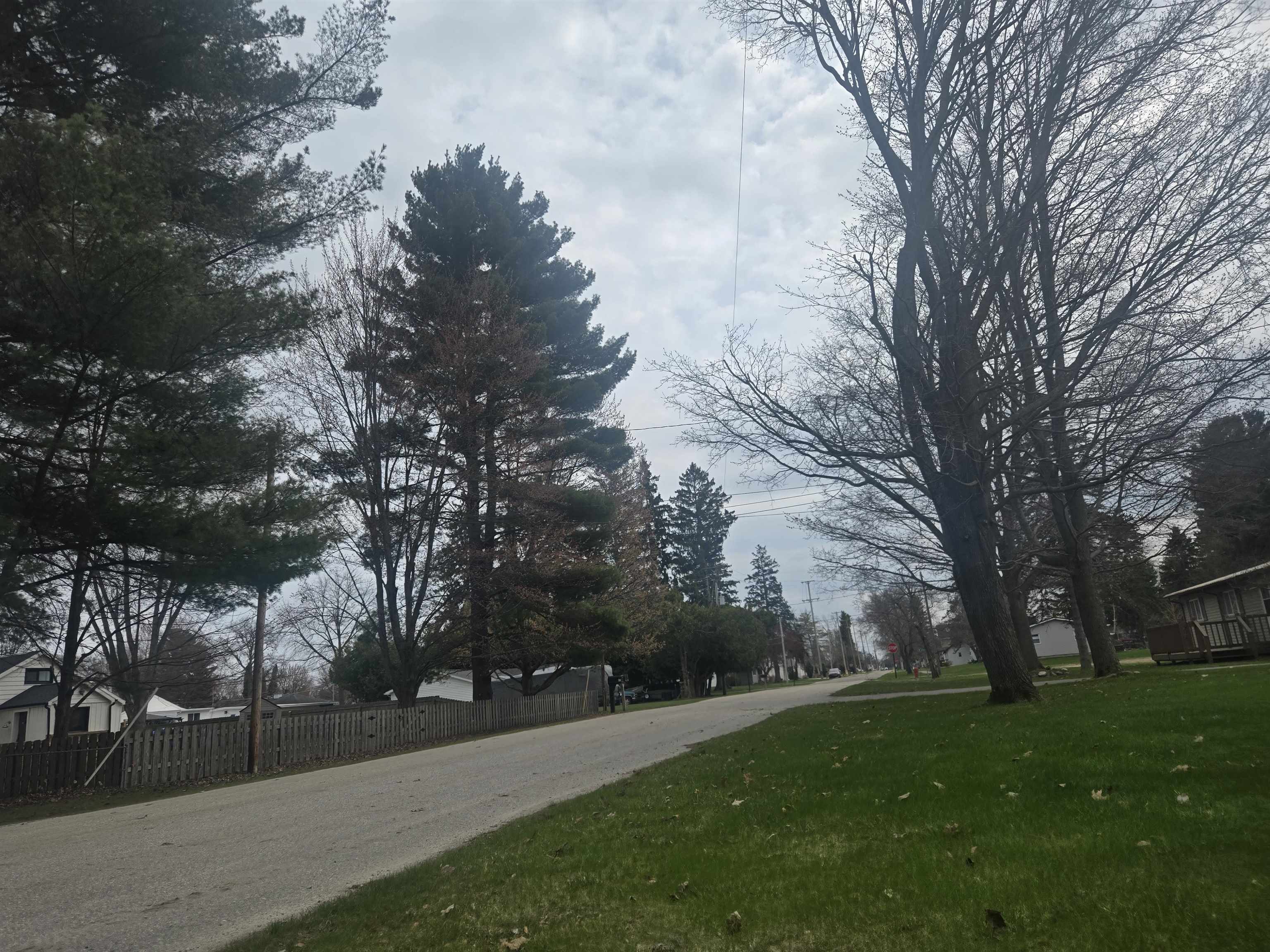 main property photo 28