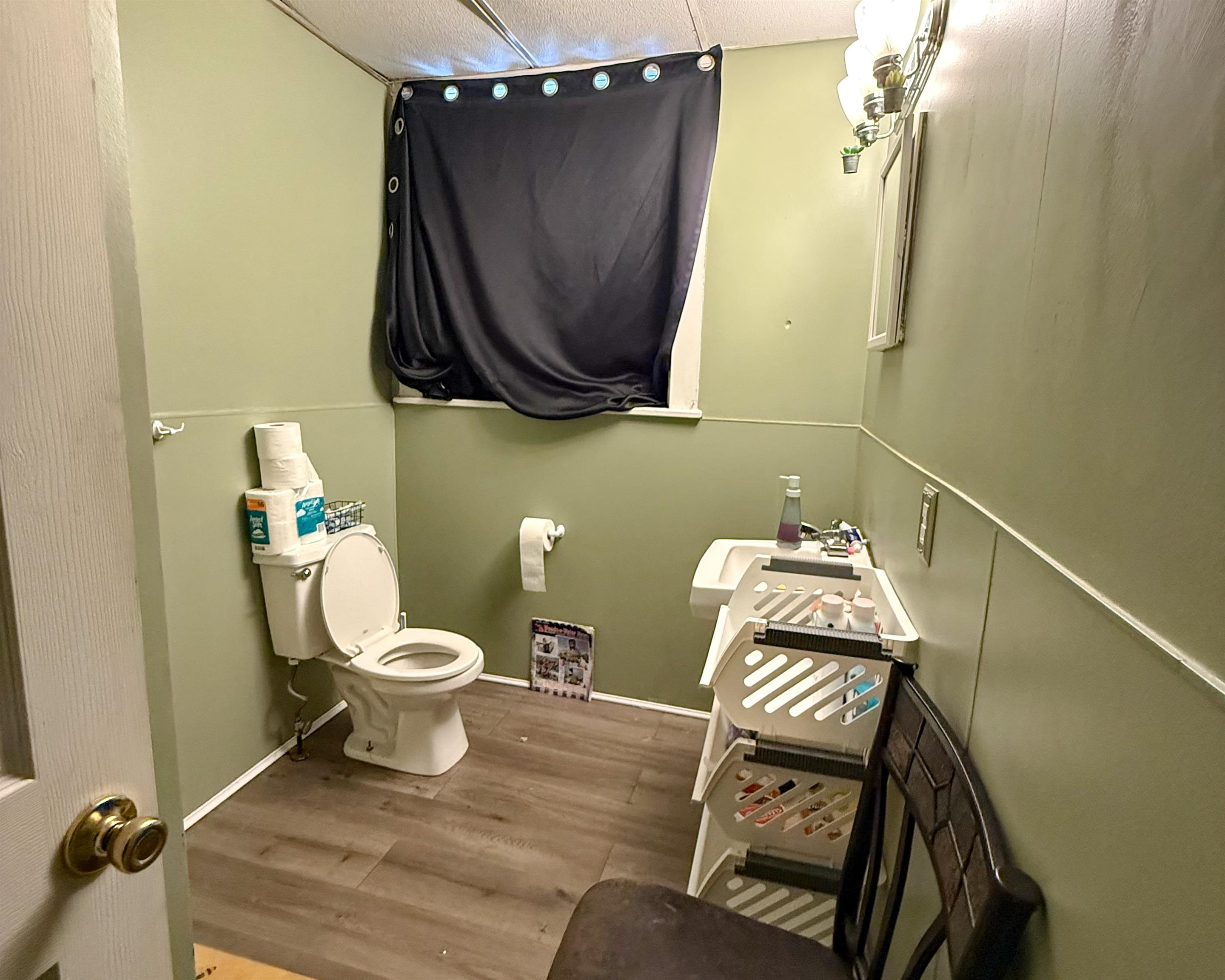 main property photo 10