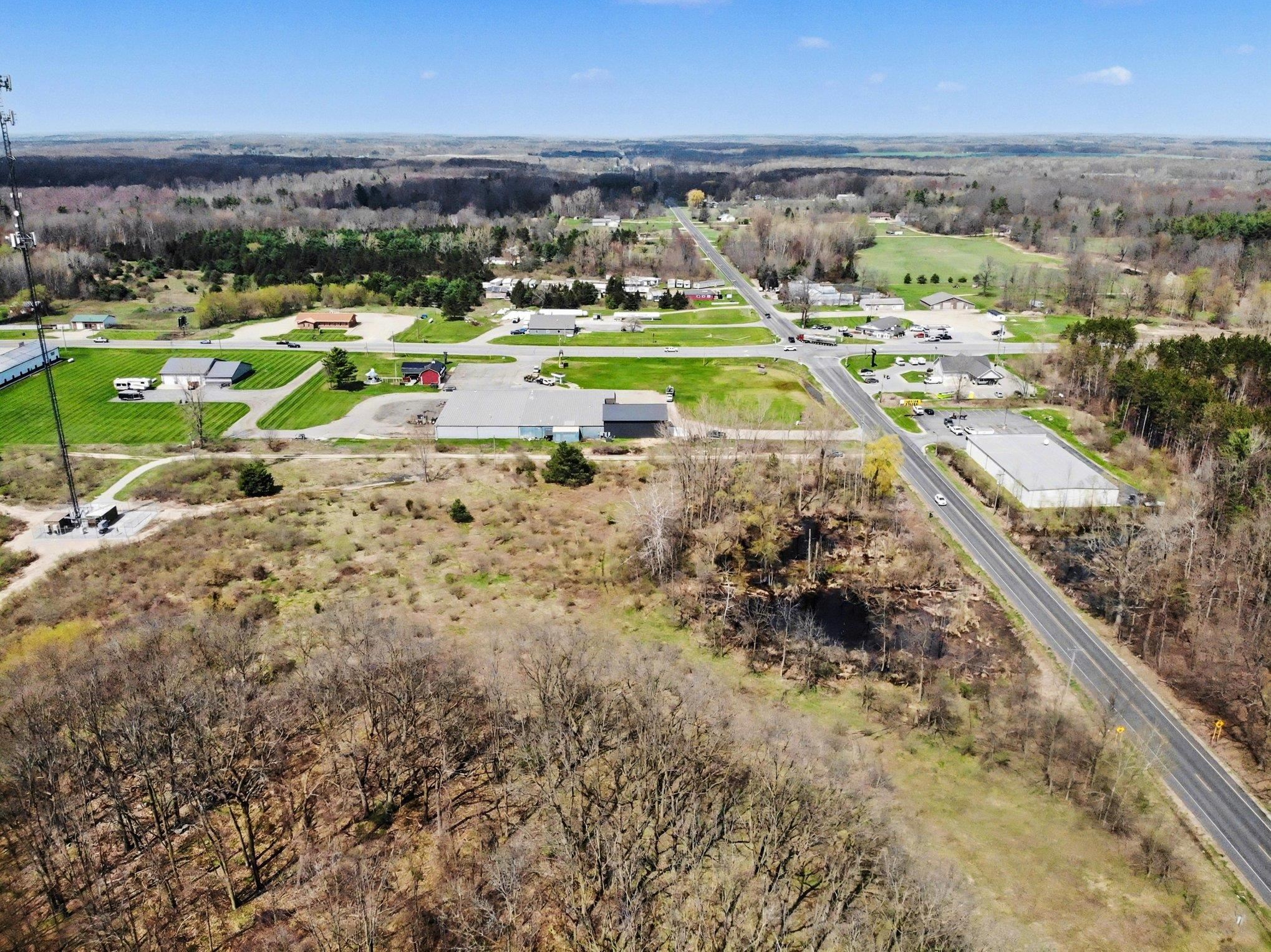 main property photo 16