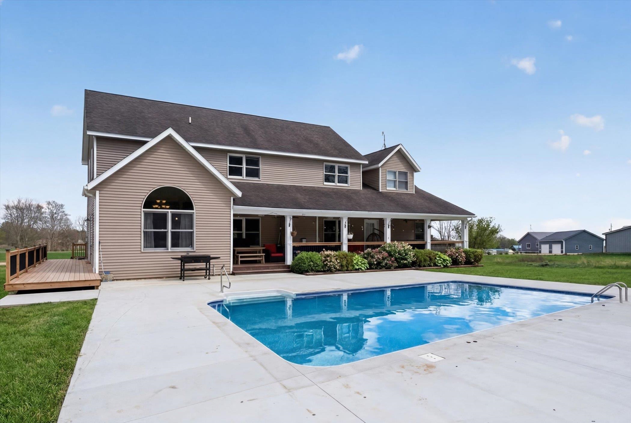 main property photo 65