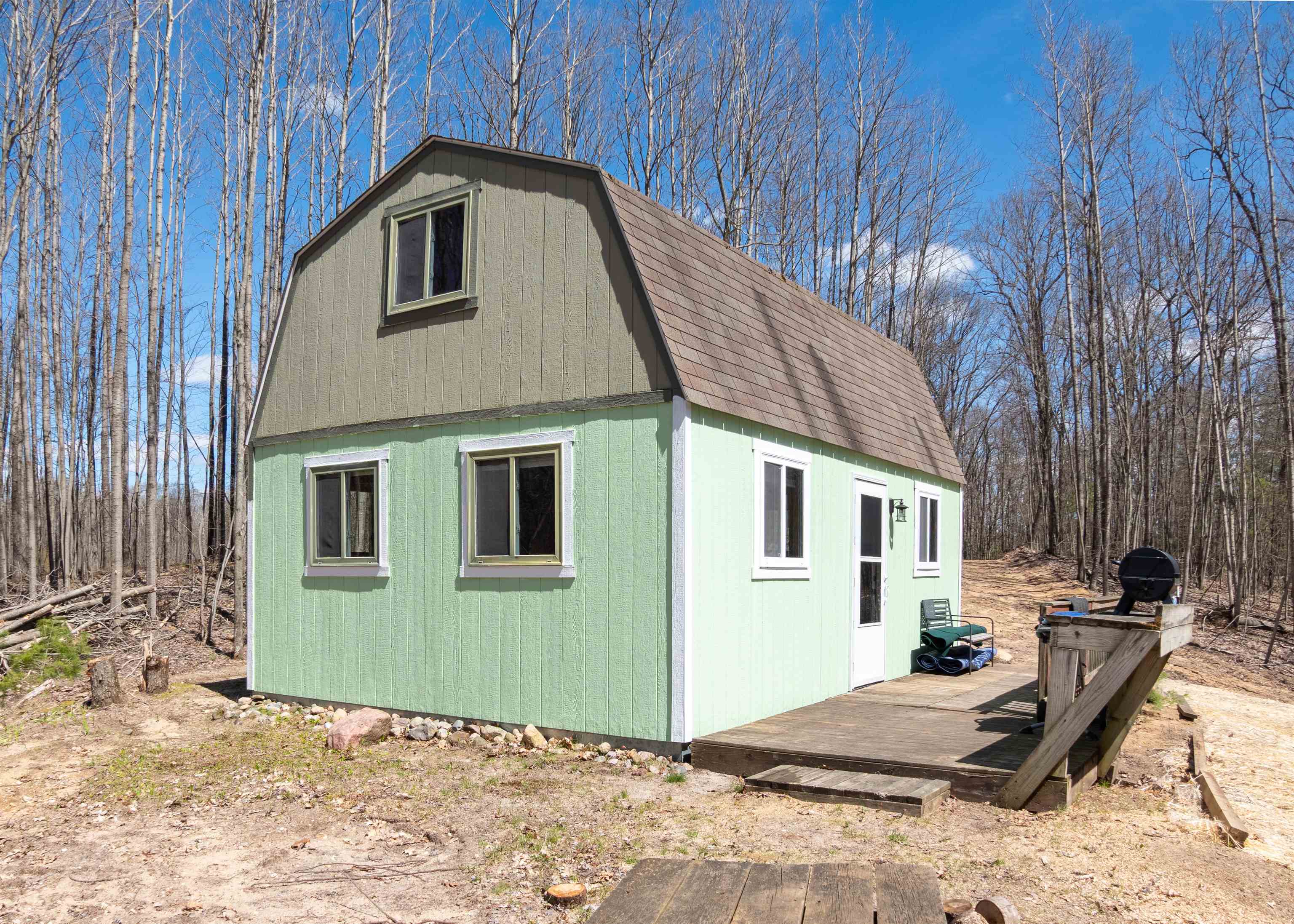 main property photo 15