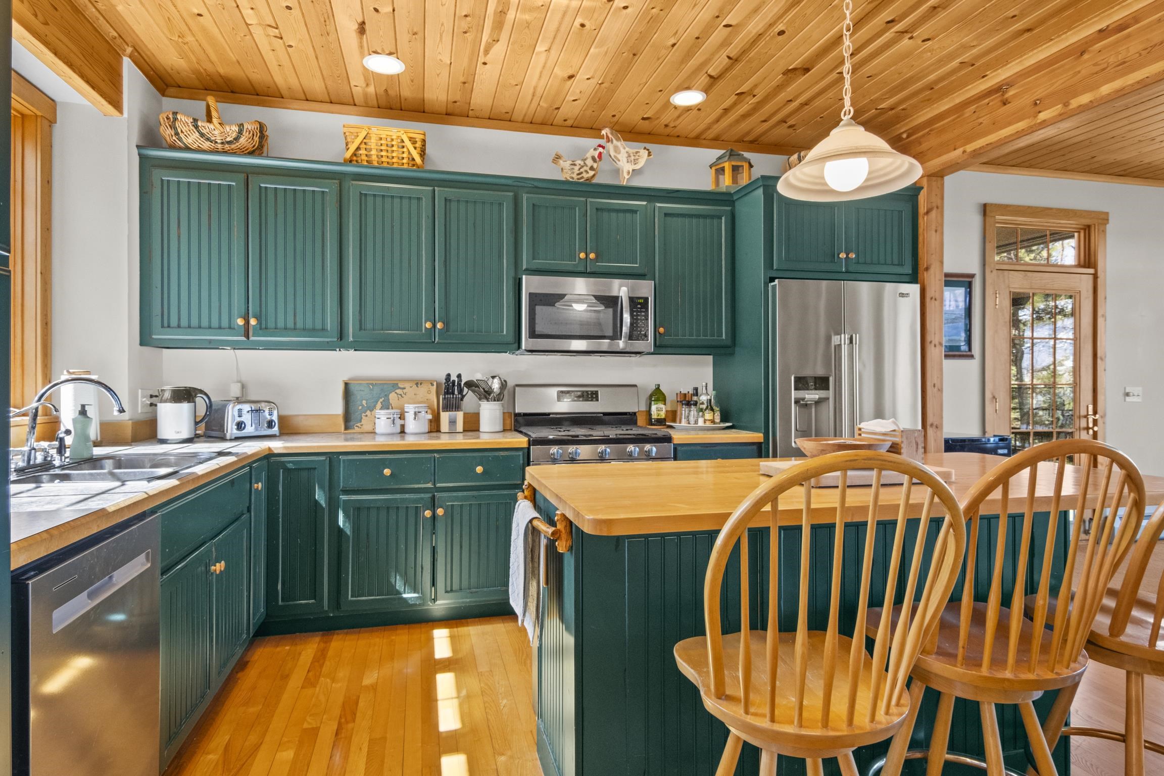 main property photo 24