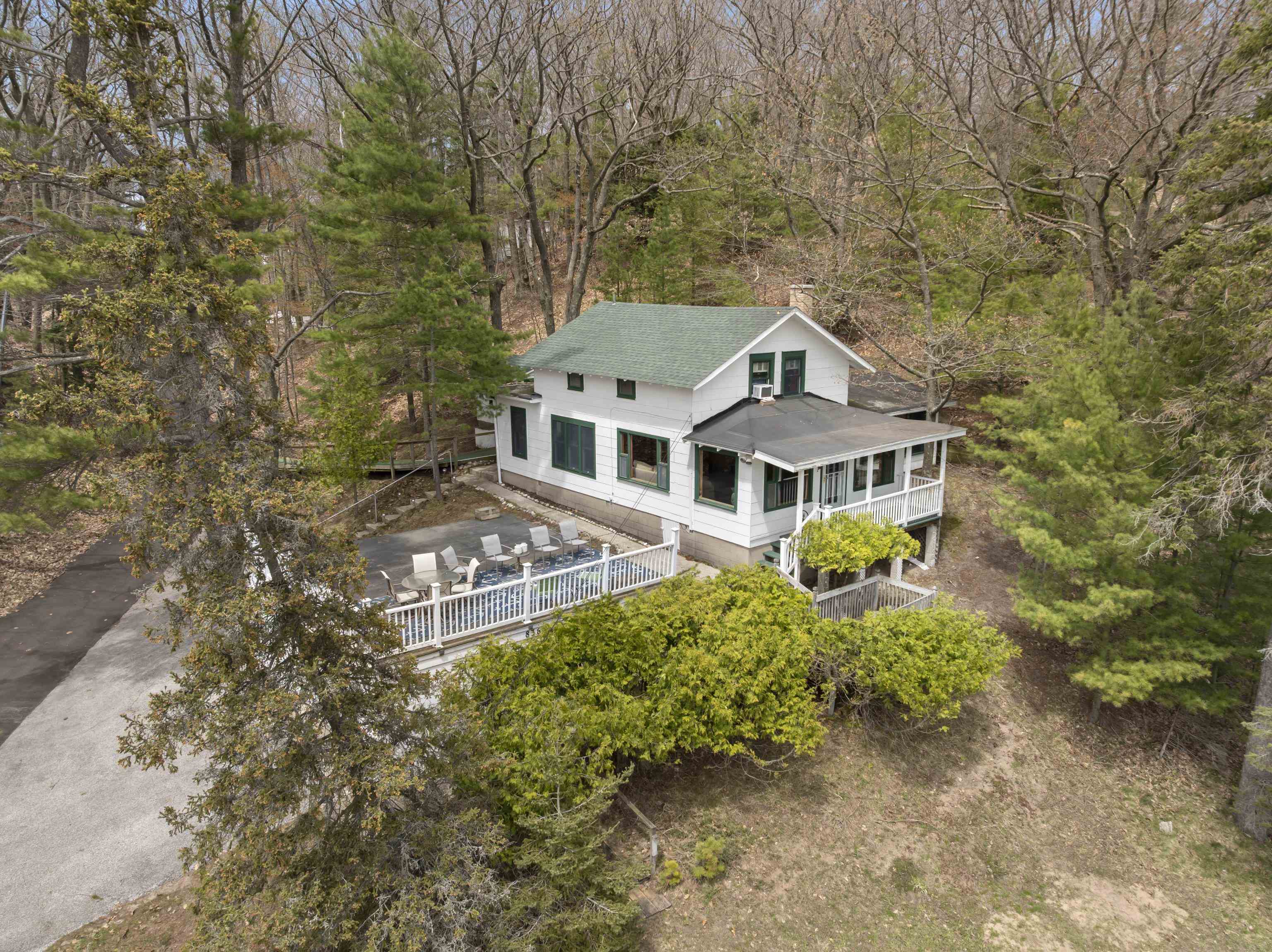 main property photo 46