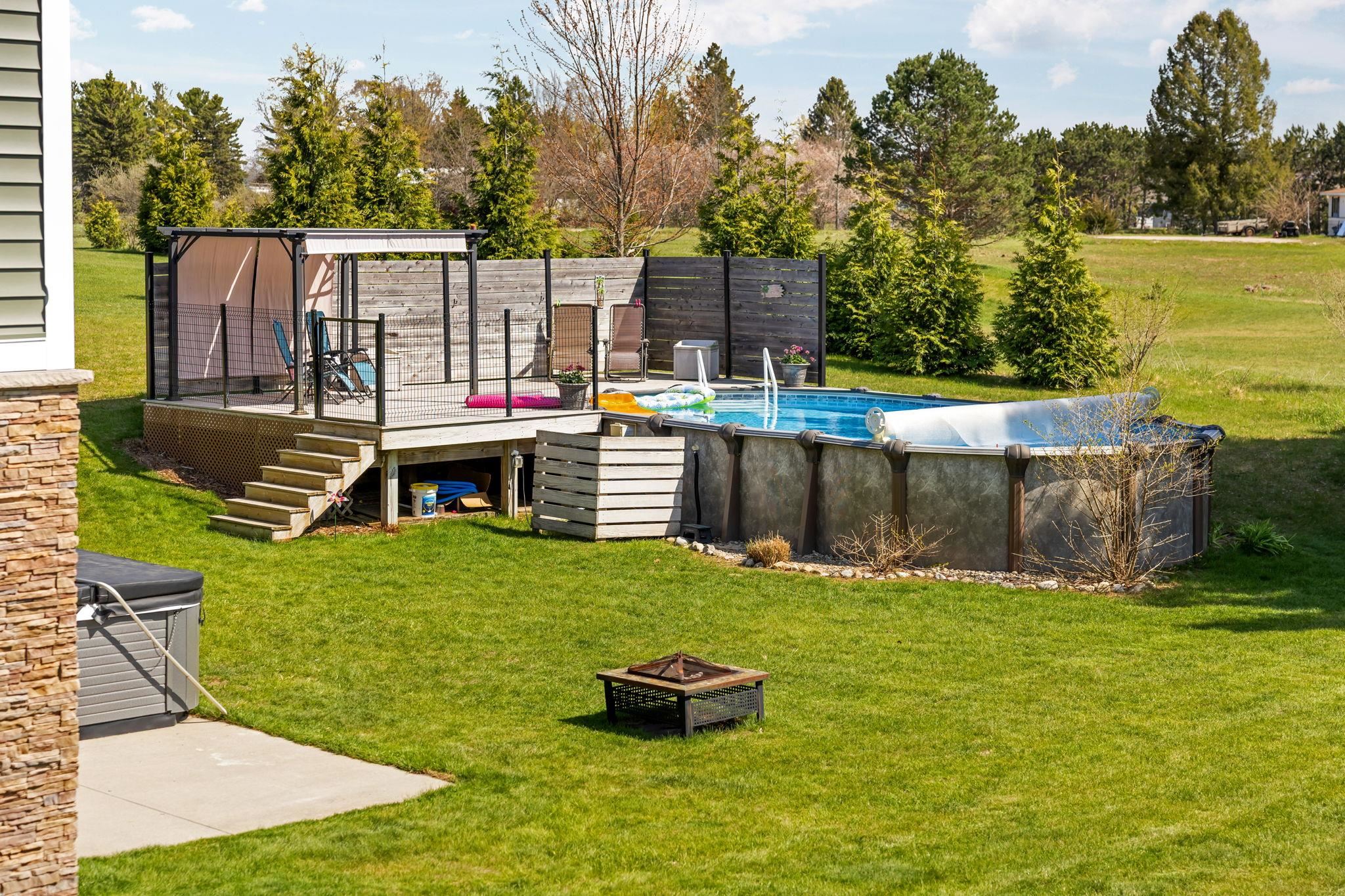 main property photo 35
