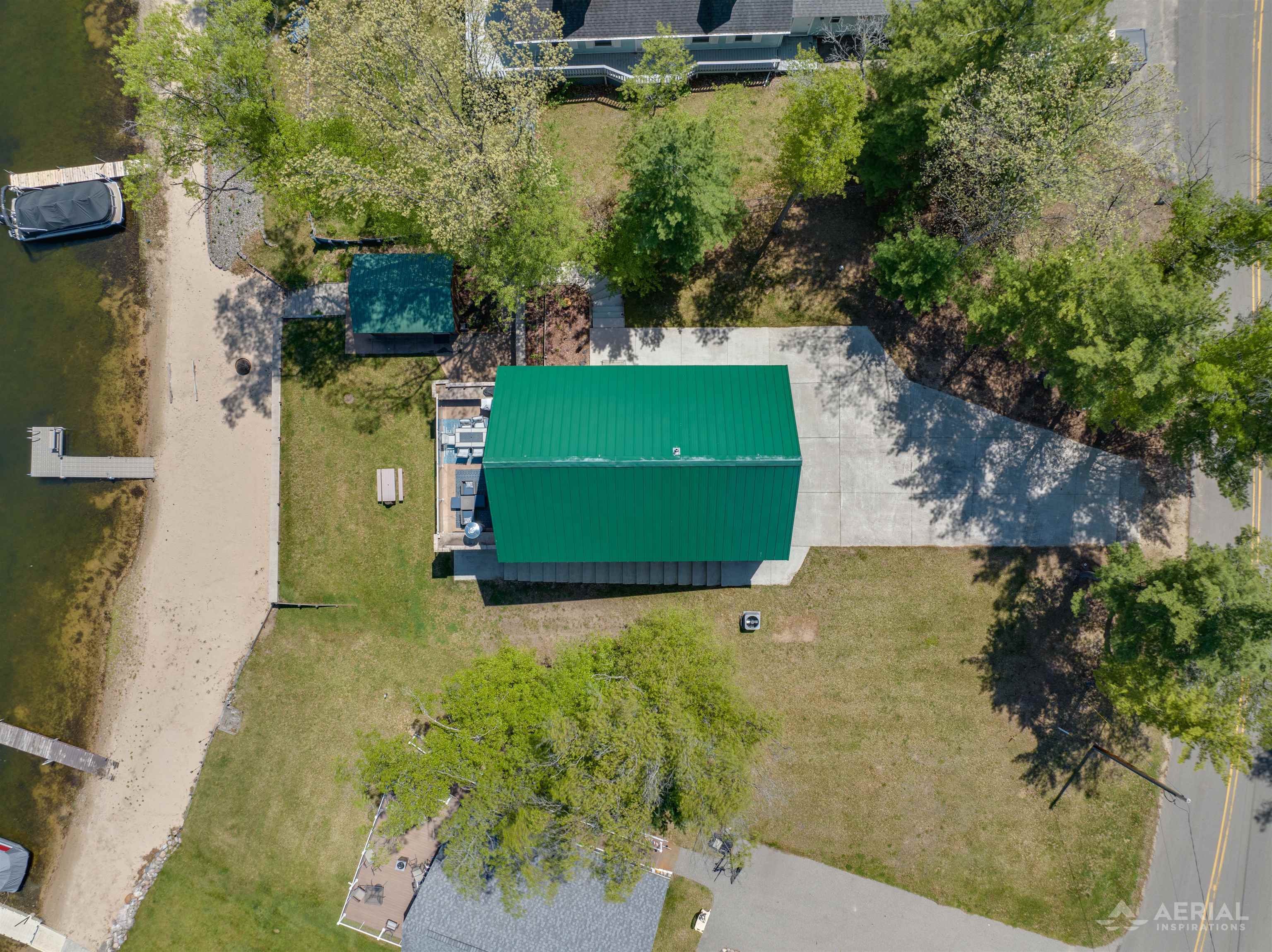 main property photo 14