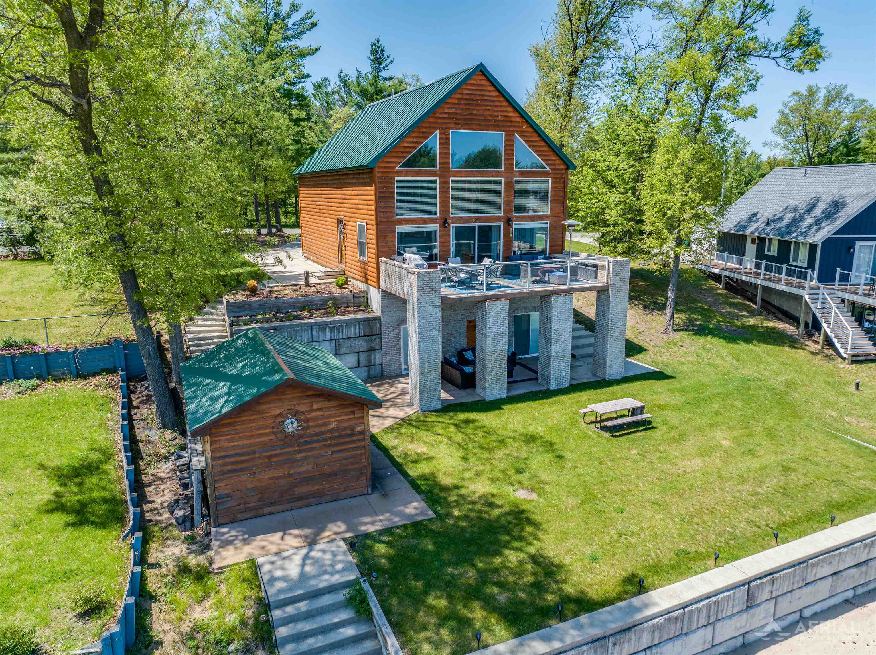 main property photo 5