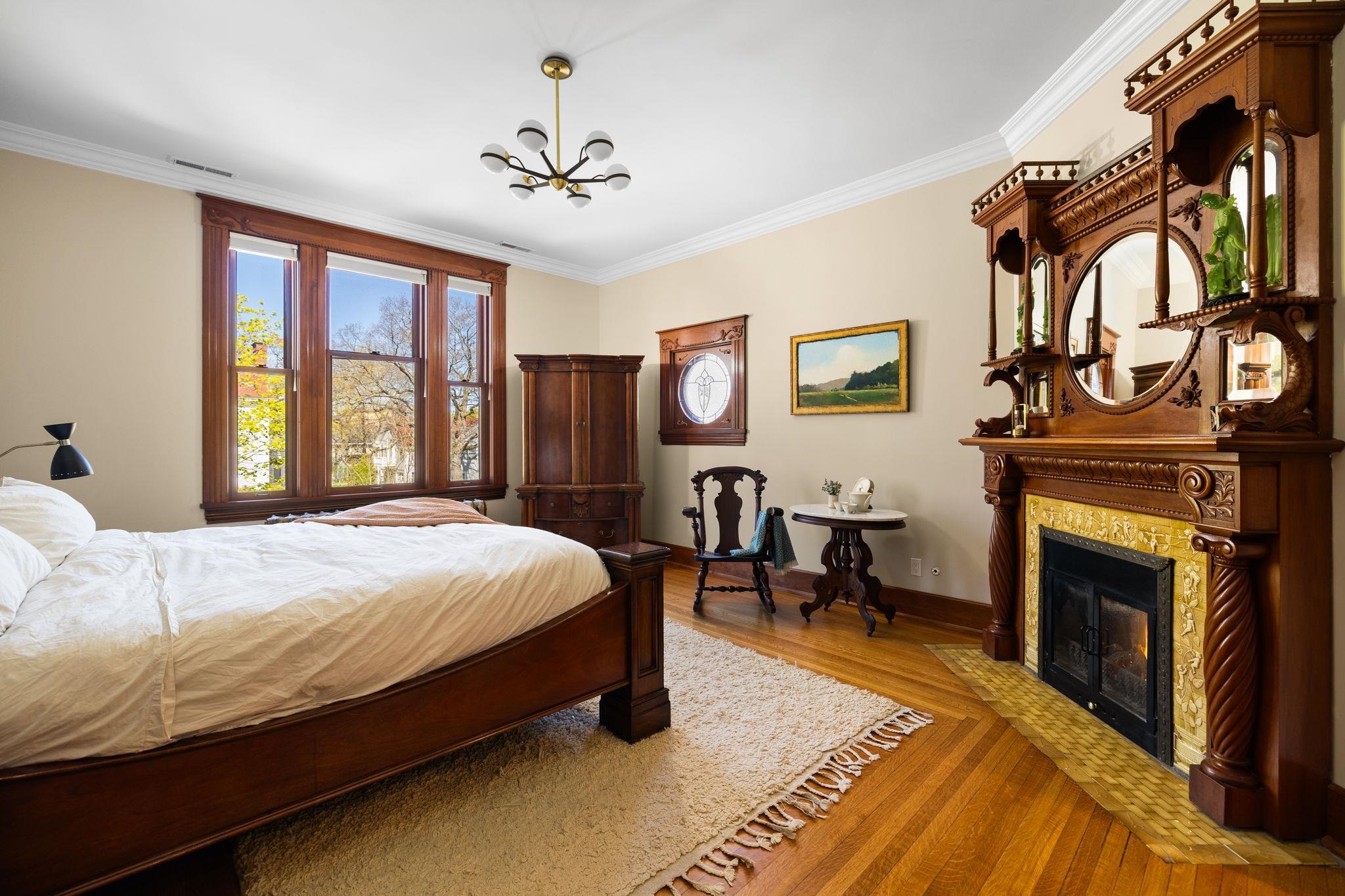 main property photo 37