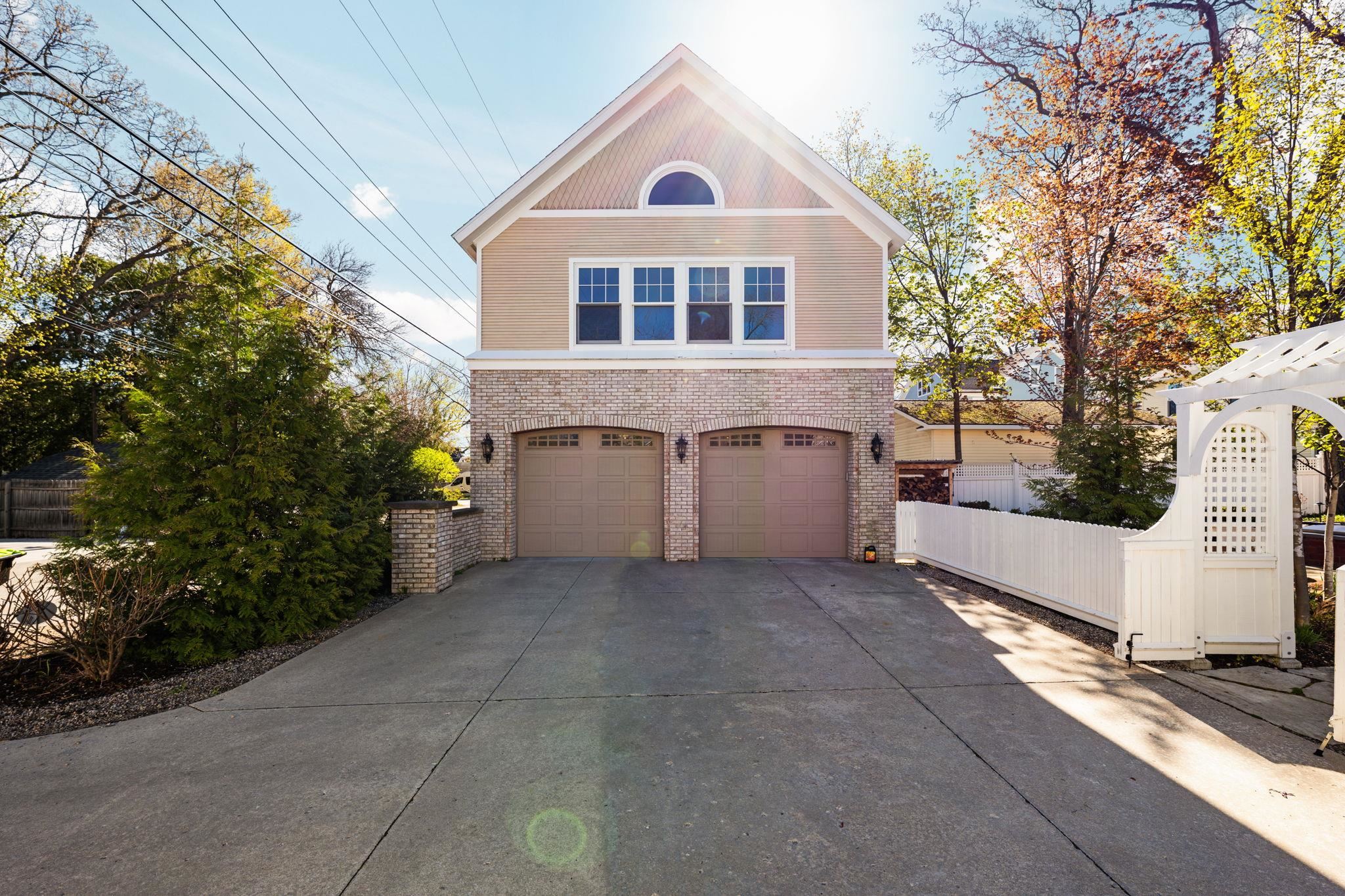 main property photo 91