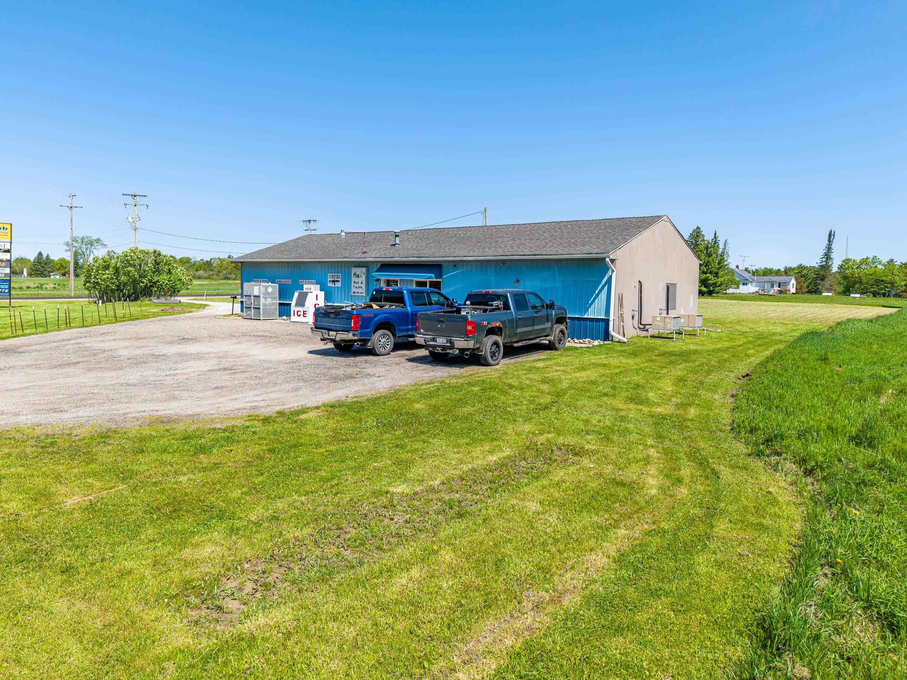 main property photo 54