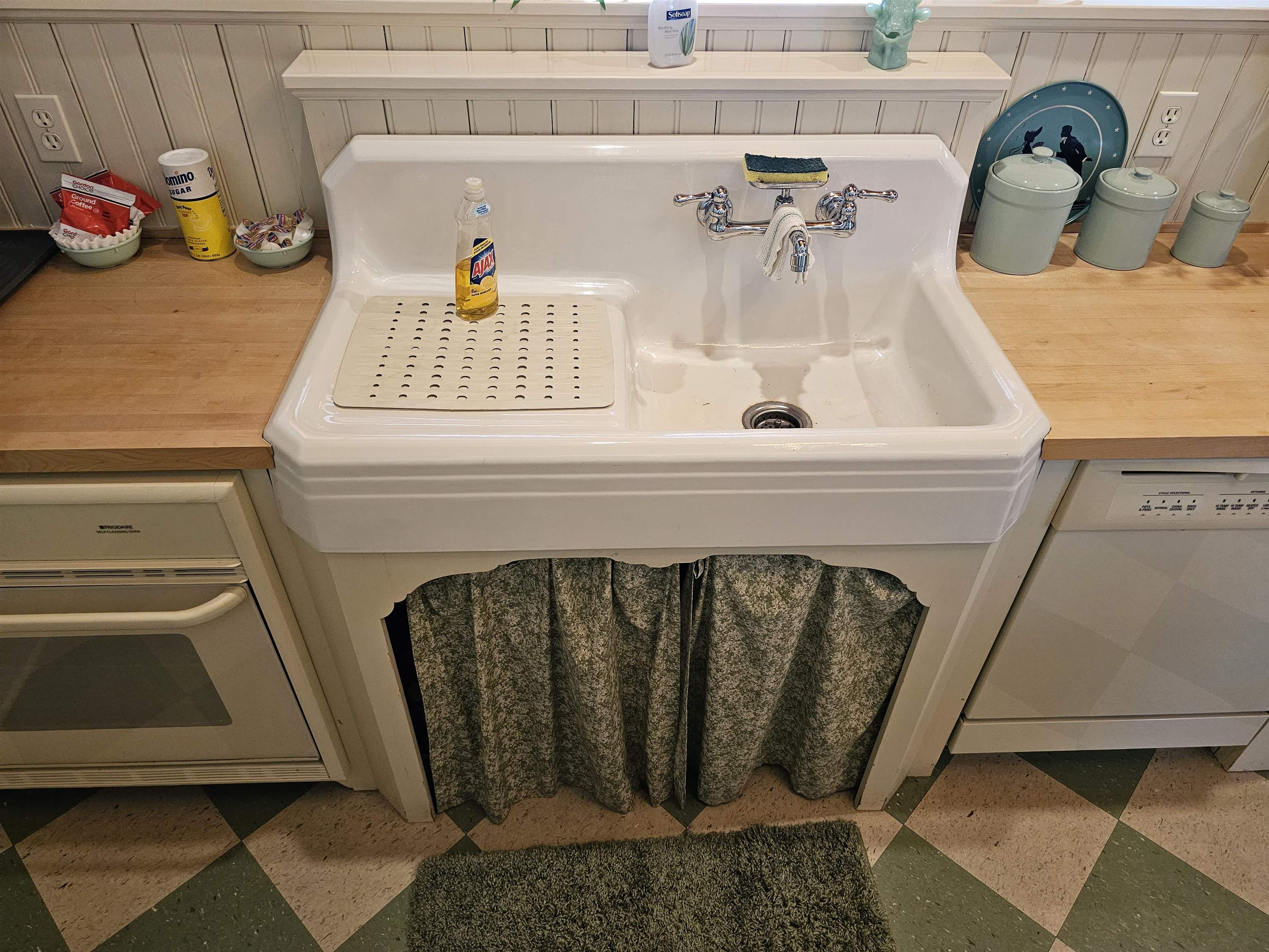 main property photo 54