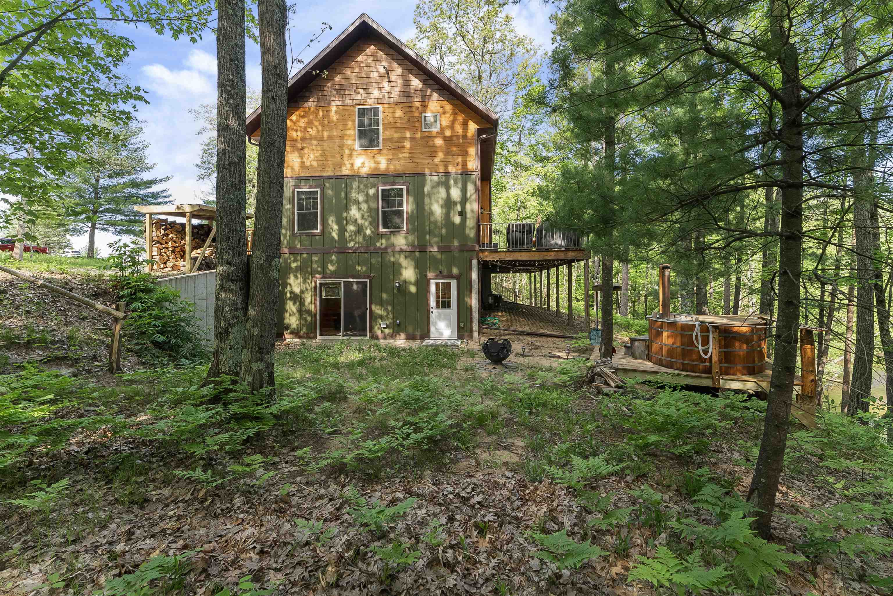 main property photo 45