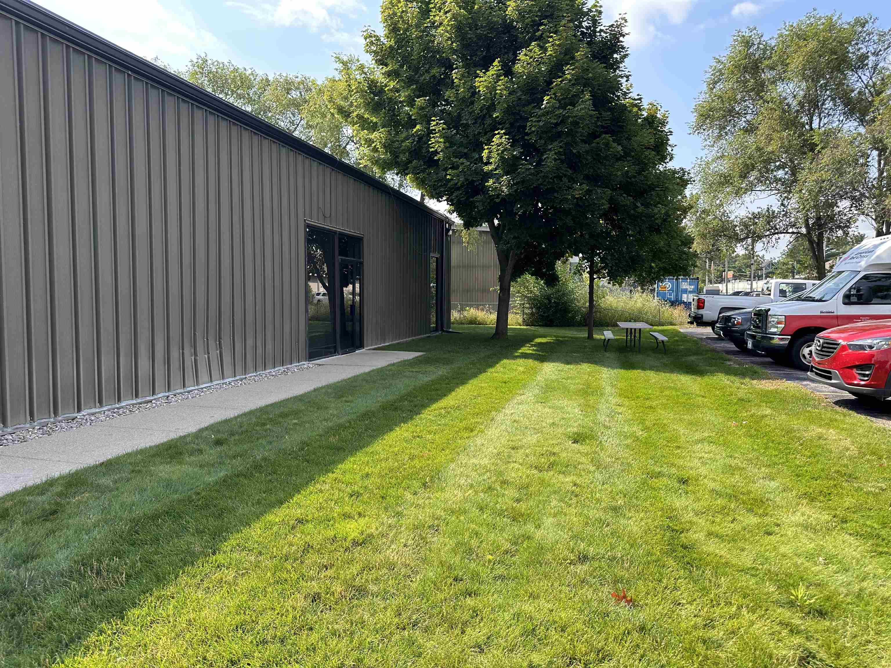 main property photo 19