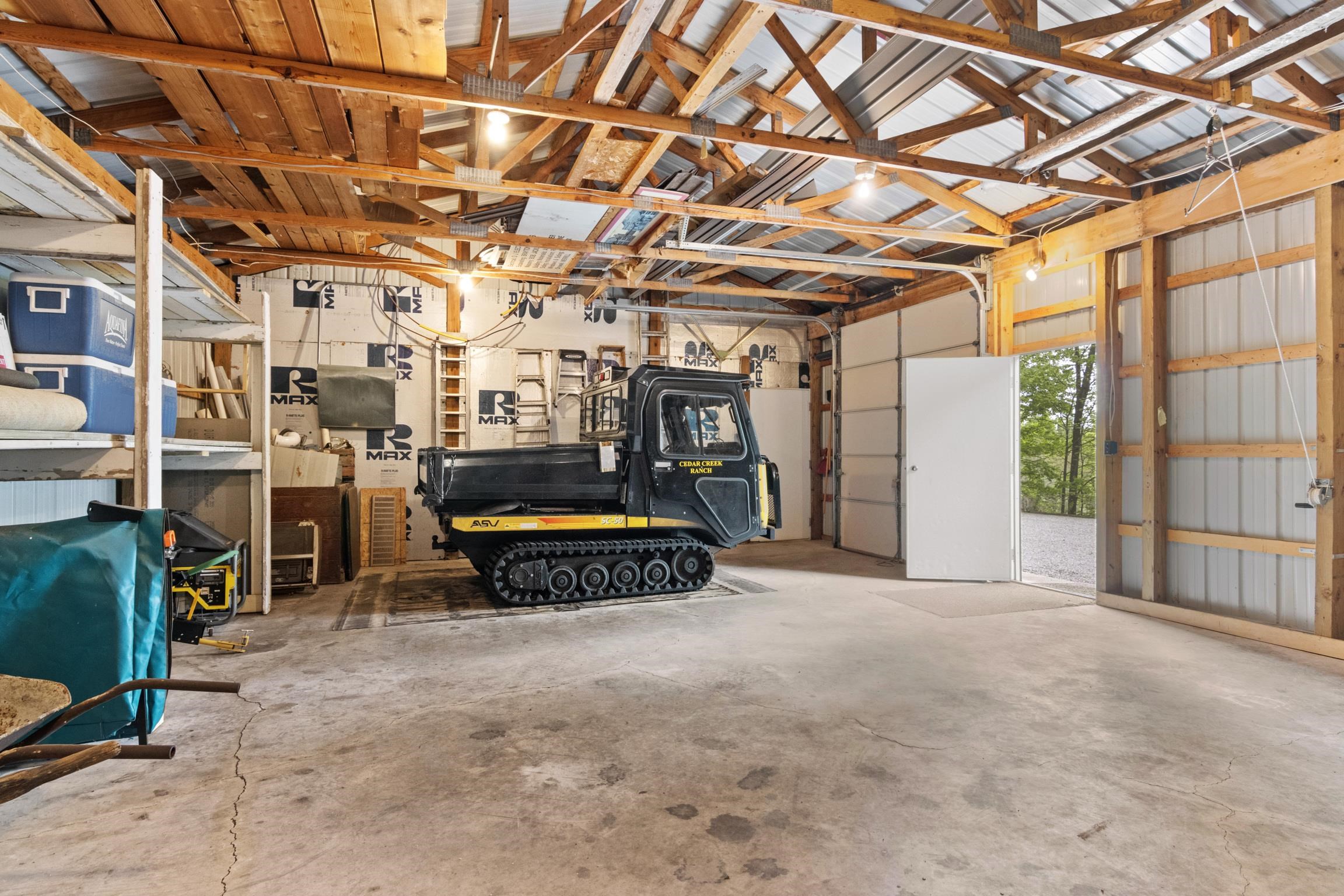 main property photo 67