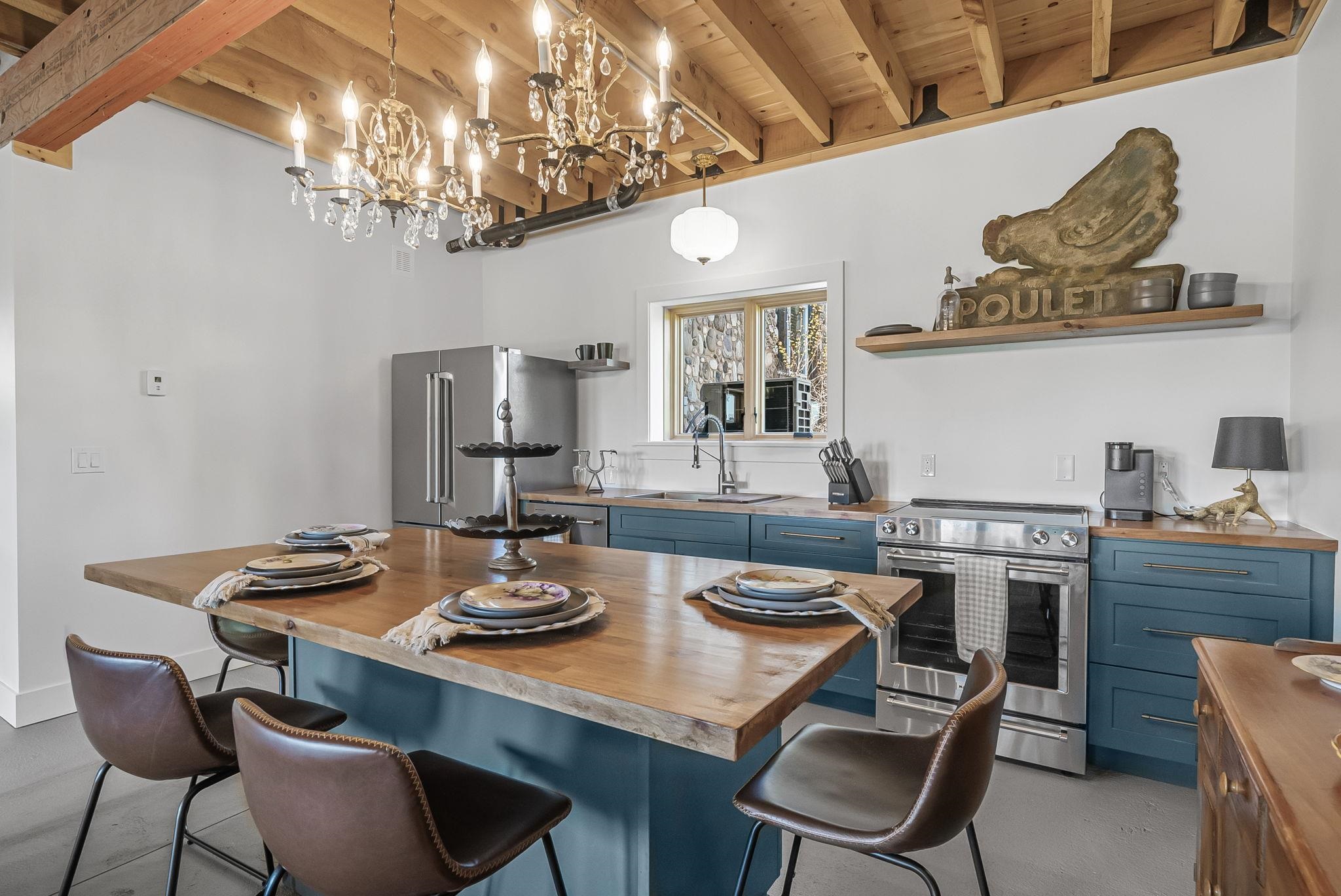 main property photo 75