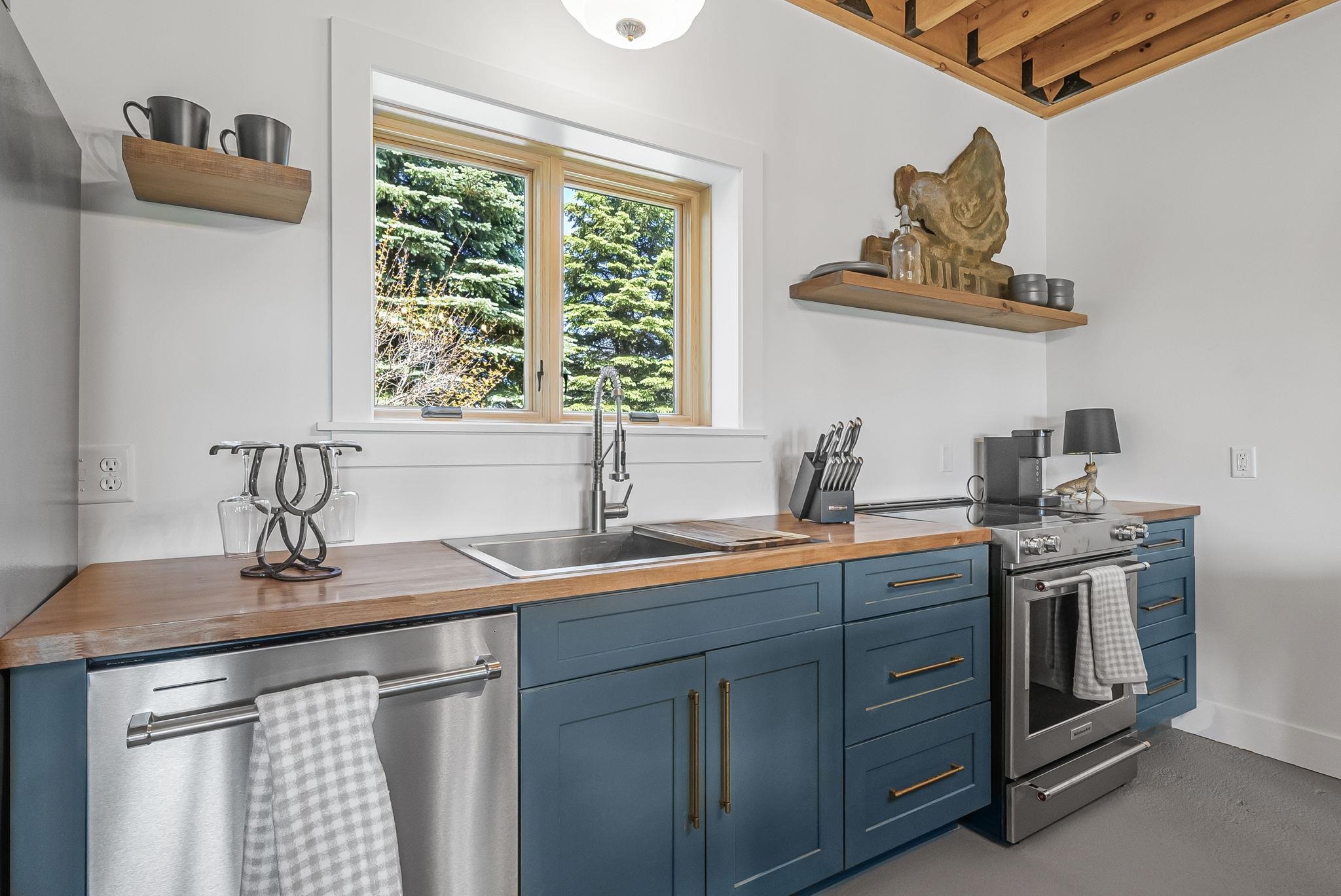 main property photo 77