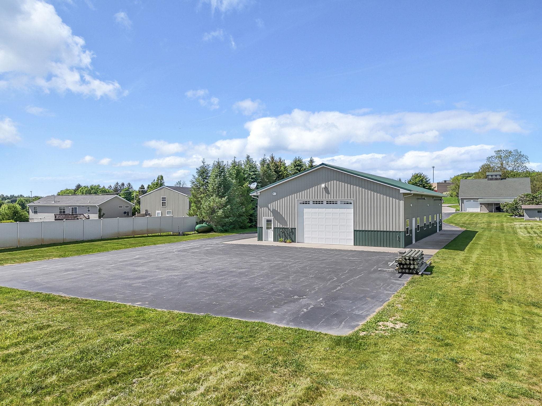 main property photo 87