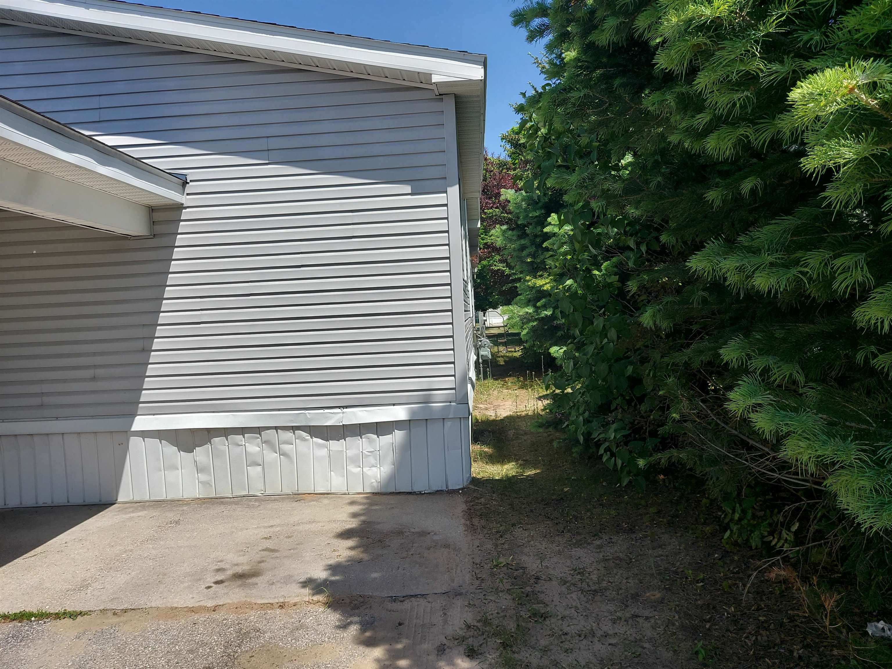property viewer photo 36