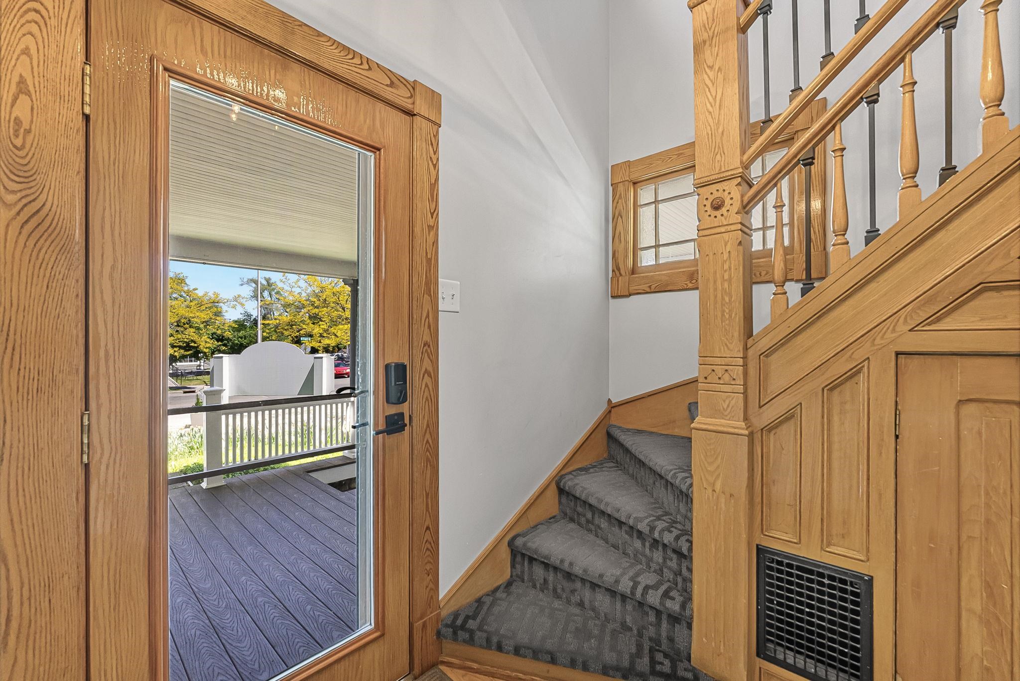 main property photo 29