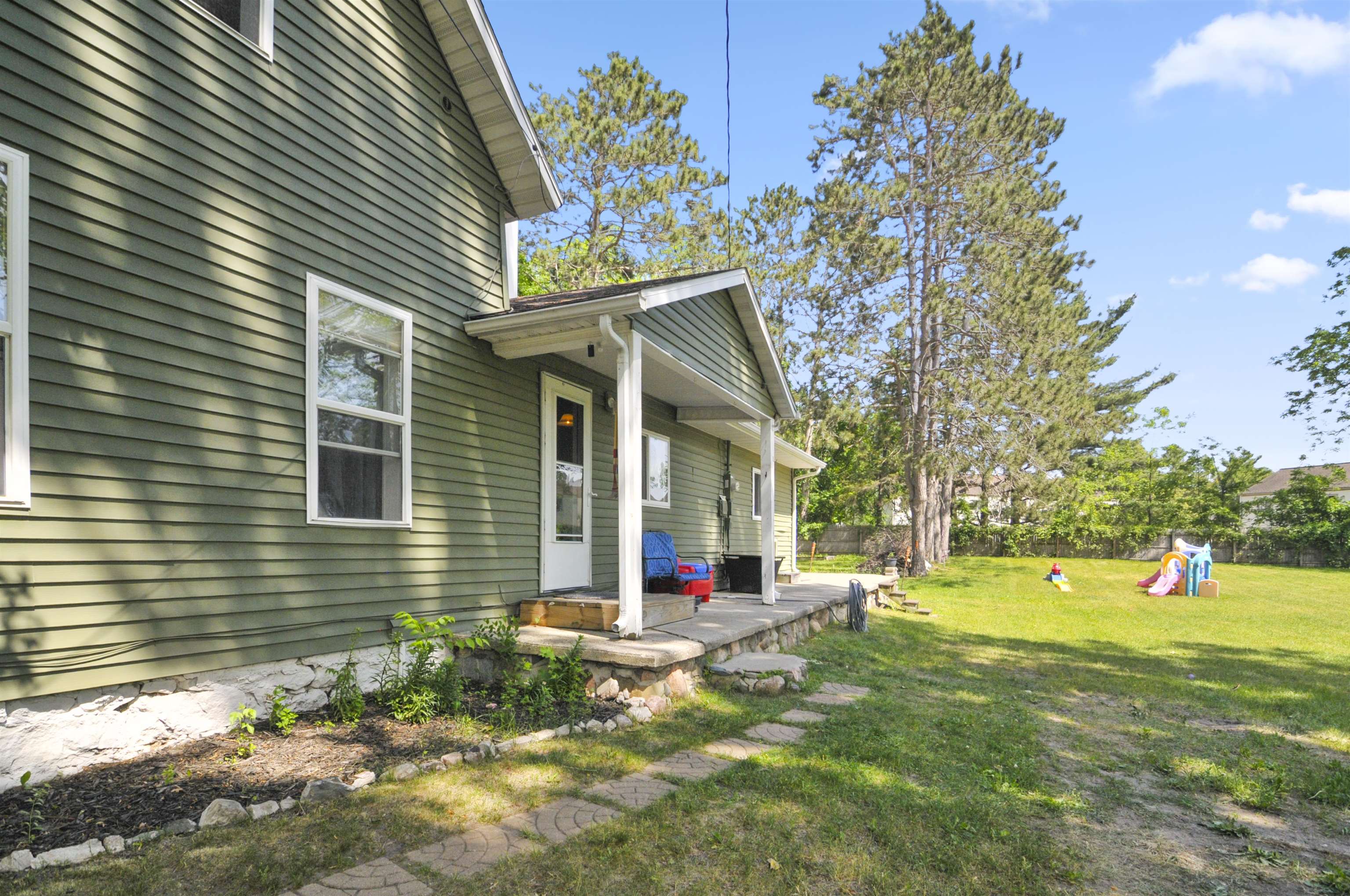 property viewer photo 30
