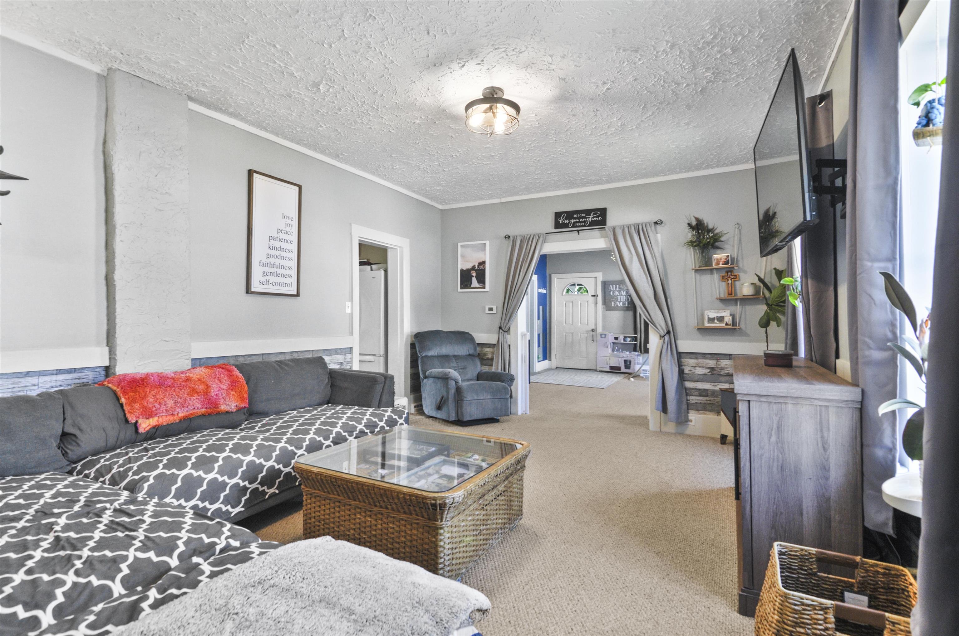 property viewer photo 9
