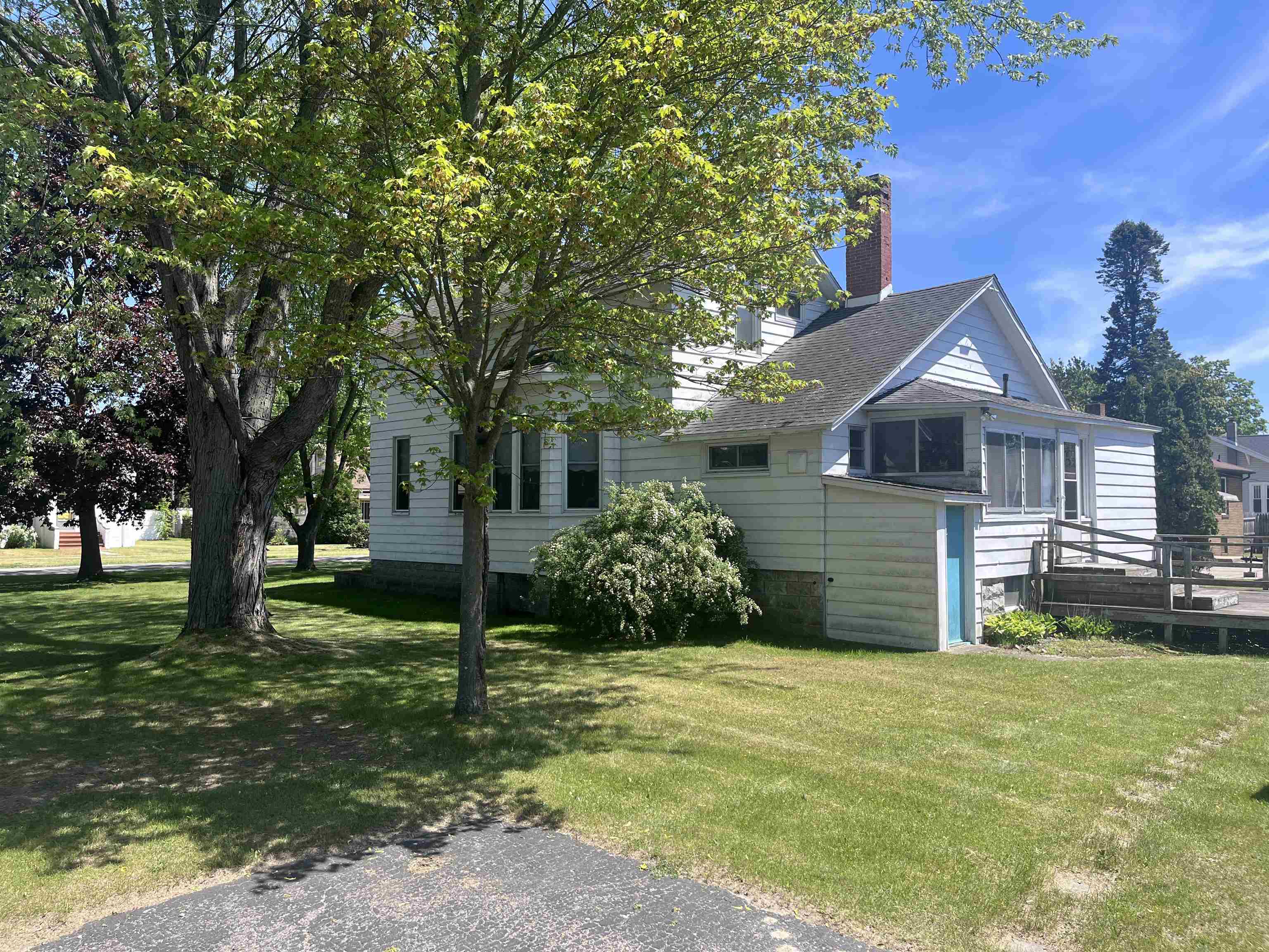 main property photo 5