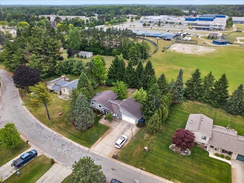main property photo 58