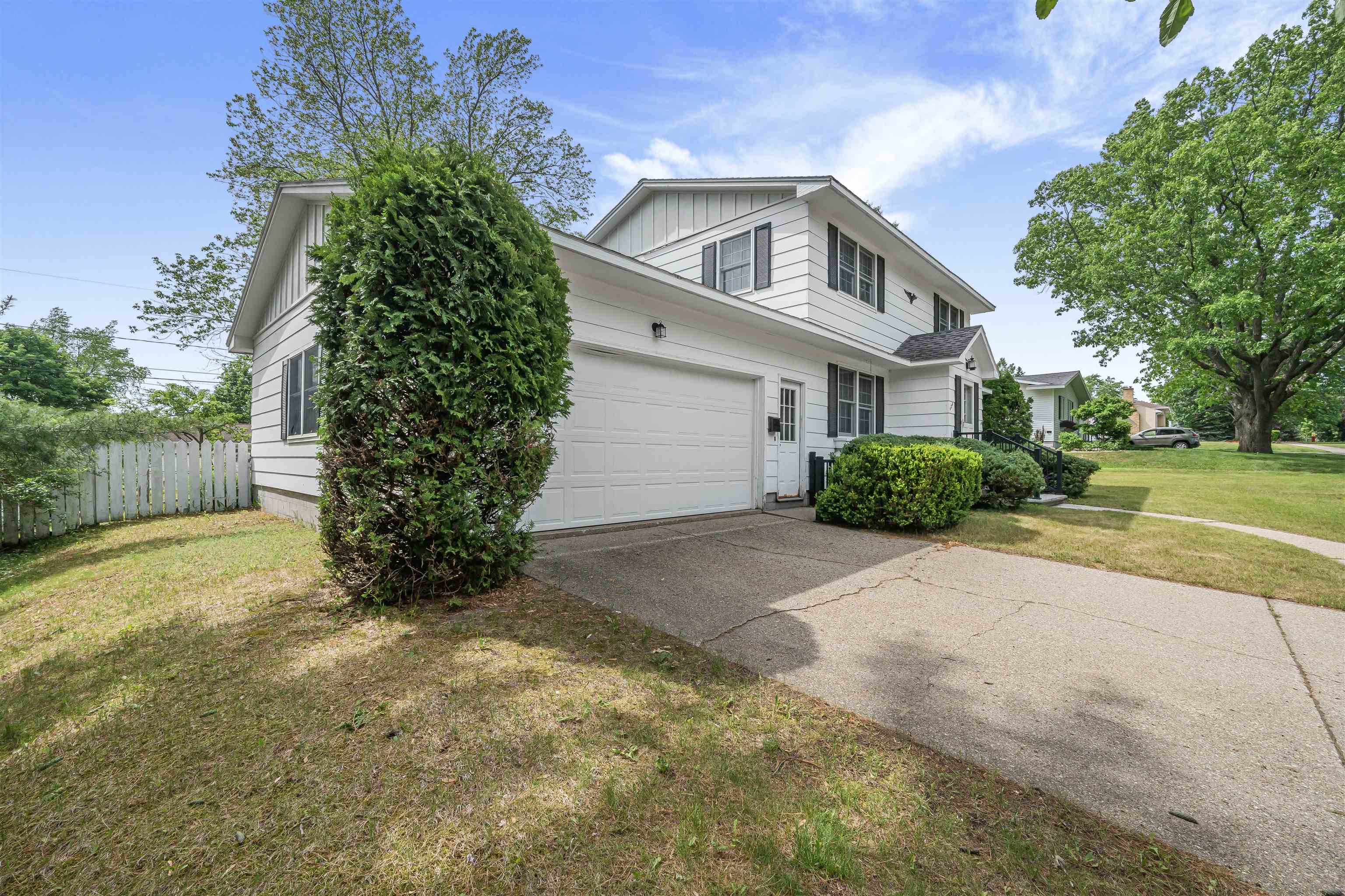 main property photo 57