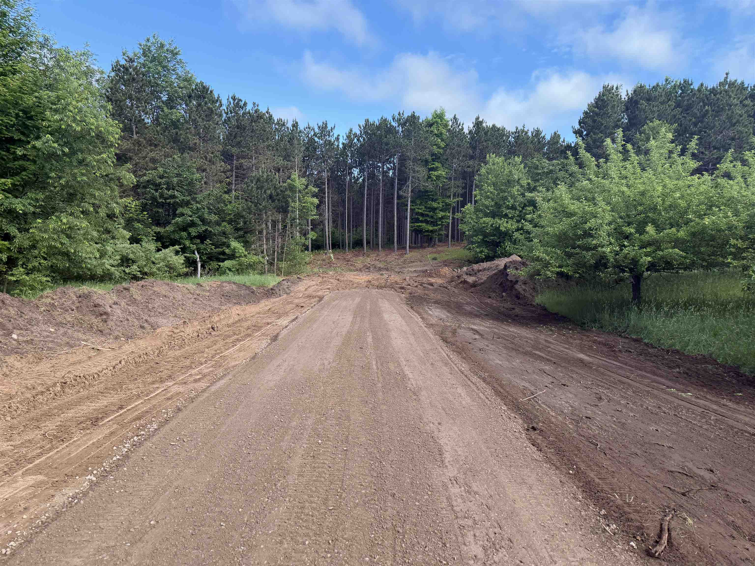 main property photo 0