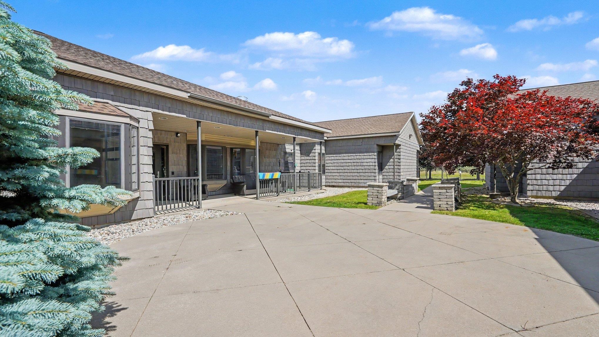 main property photo 44